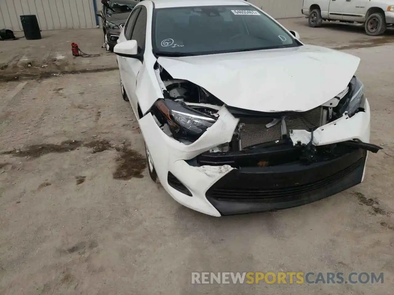 9 Photograph of a damaged car 5YFBURHE7KP932528 TOYOTA COROLLA 2019