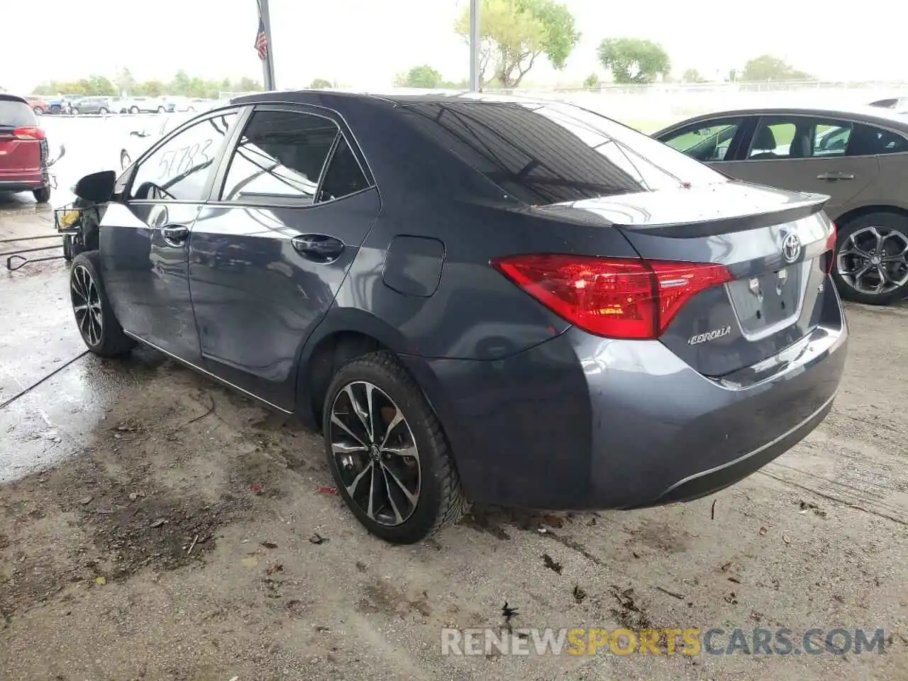 3 Photograph of a damaged car 5YFBURHE7KP932707 TOYOTA COROLLA 2019