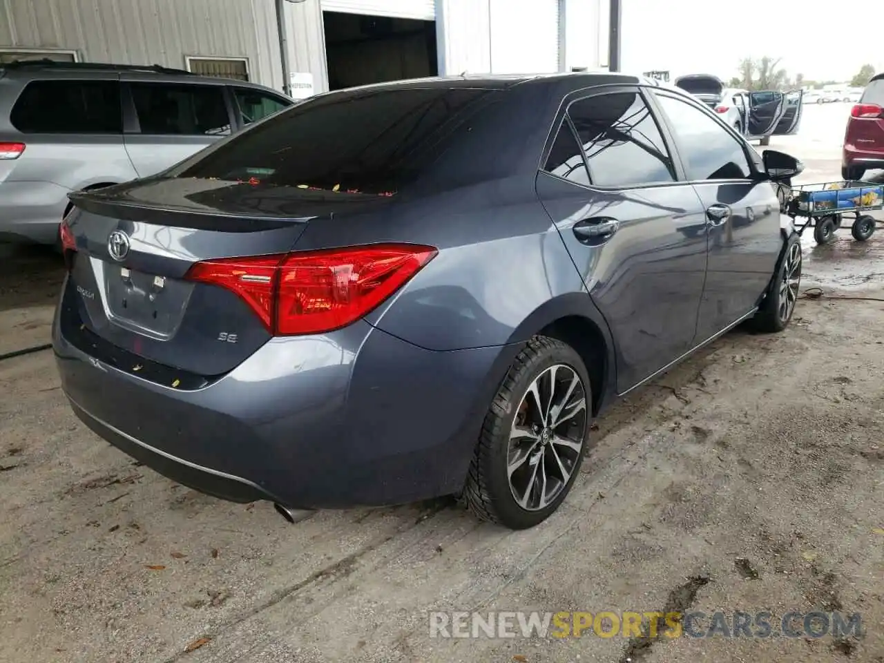 4 Photograph of a damaged car 5YFBURHE7KP932707 TOYOTA COROLLA 2019