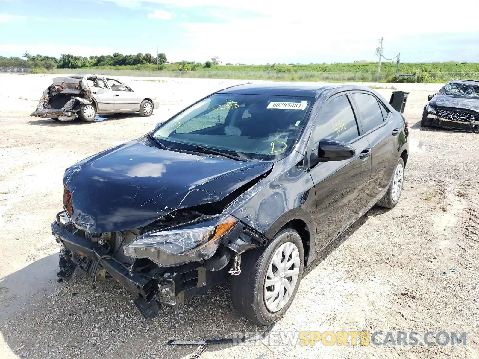 2 Photograph of a damaged car 5YFBURHE7KP933145 TOYOTA COROLLA 2019