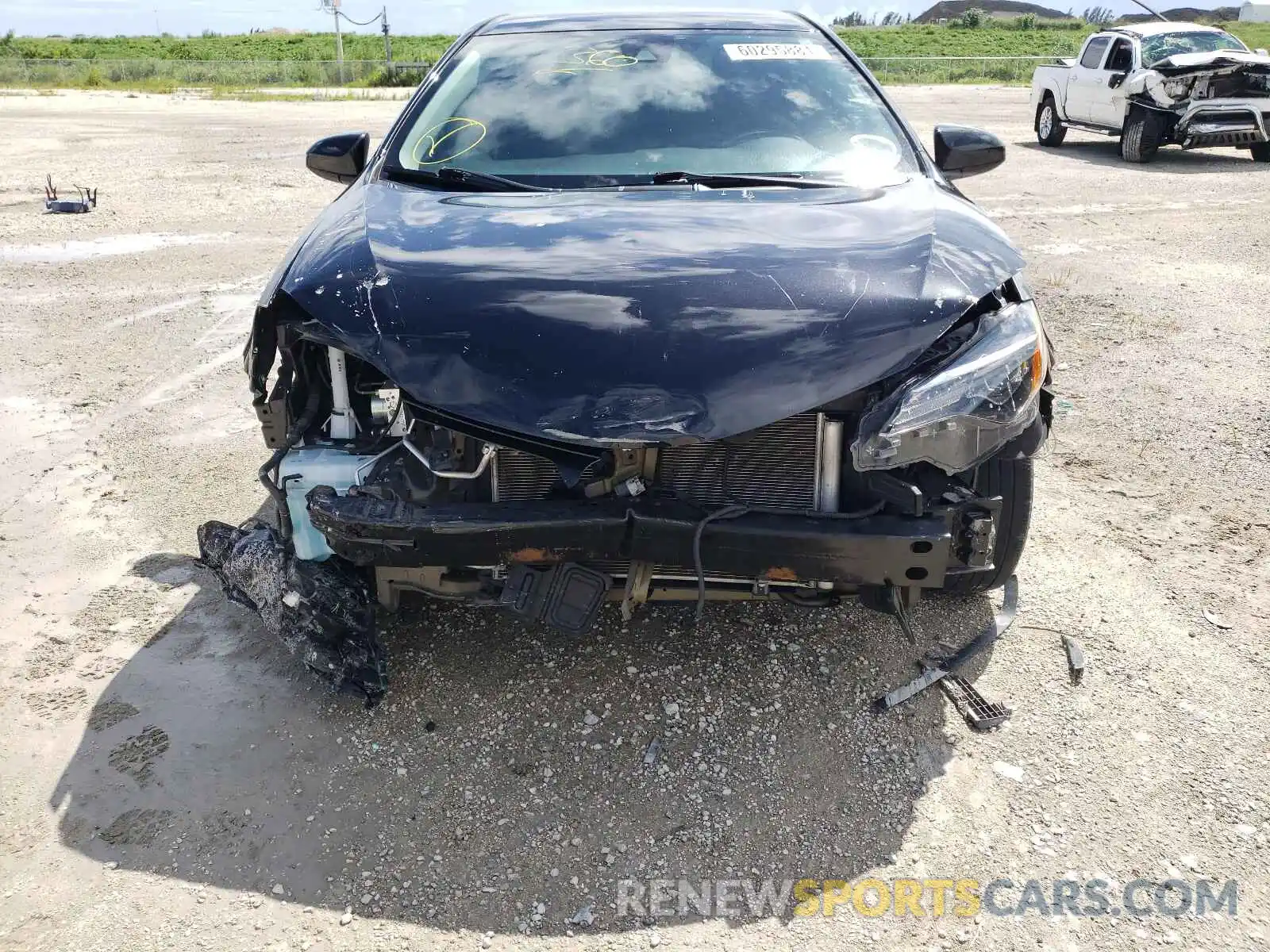 9 Photograph of a damaged car 5YFBURHE7KP933145 TOYOTA COROLLA 2019