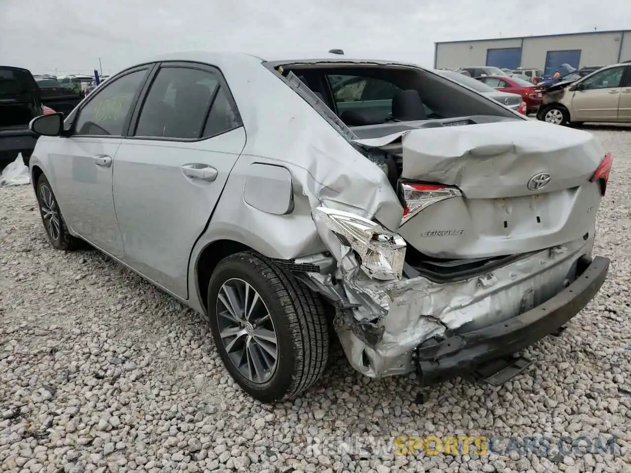 3 Photograph of a damaged car 5YFBURHE7KP933324 TOYOTA COROLLA 2019