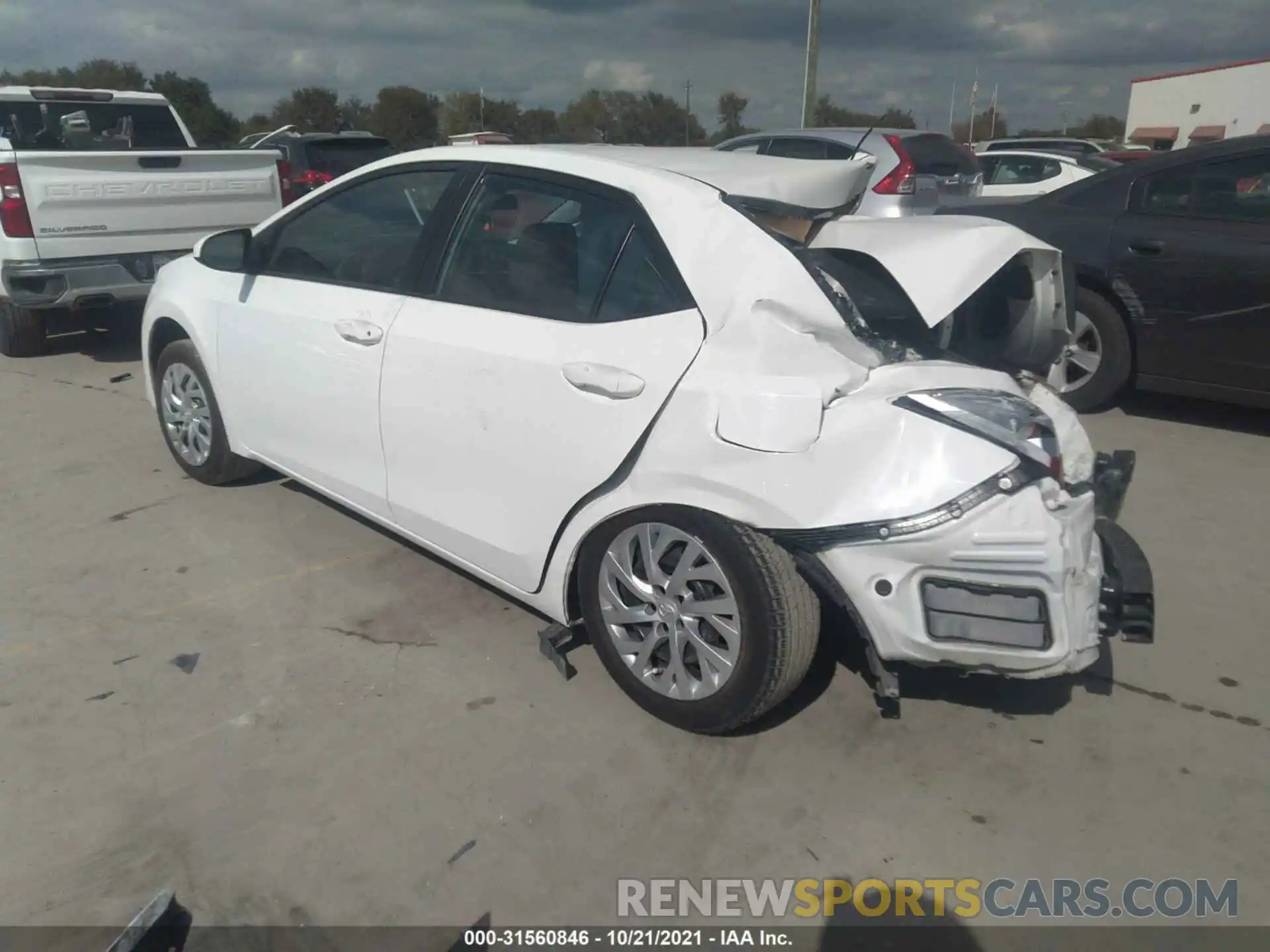 3 Photograph of a damaged car 5YFBURHE7KP933937 TOYOTA COROLLA 2019