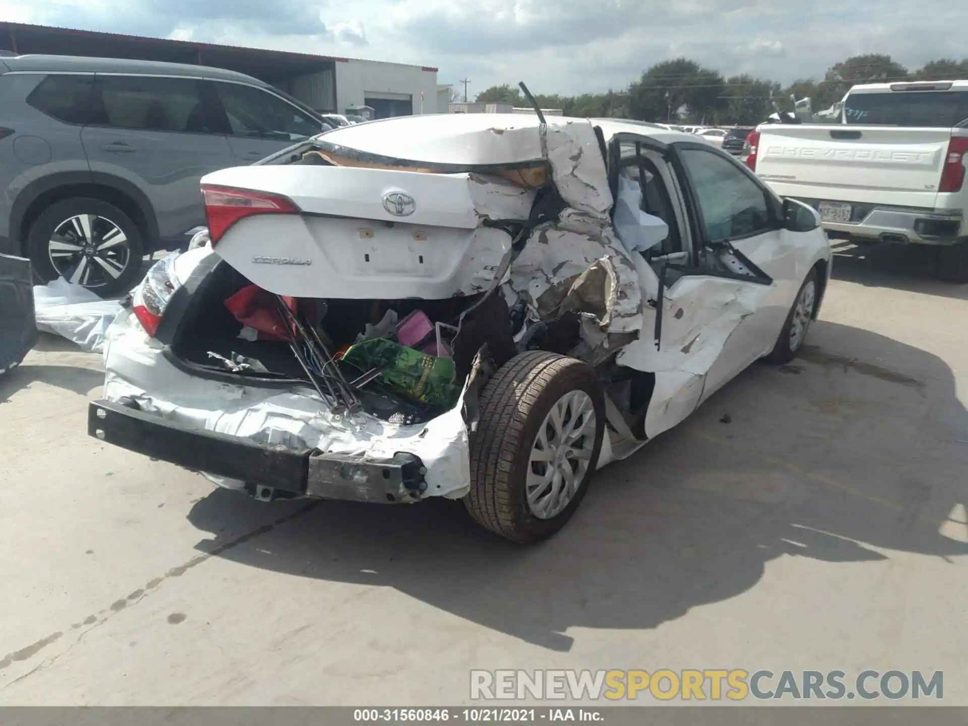 4 Photograph of a damaged car 5YFBURHE7KP933937 TOYOTA COROLLA 2019