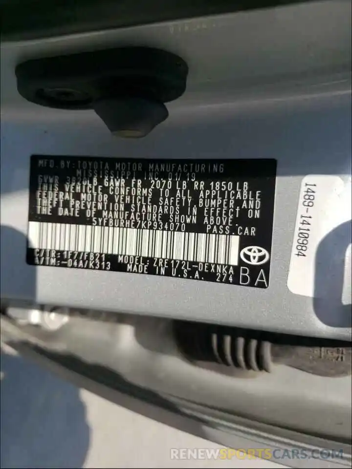 10 Photograph of a damaged car 5YFBURHE7KP934070 TOYOTA COROLLA 2019