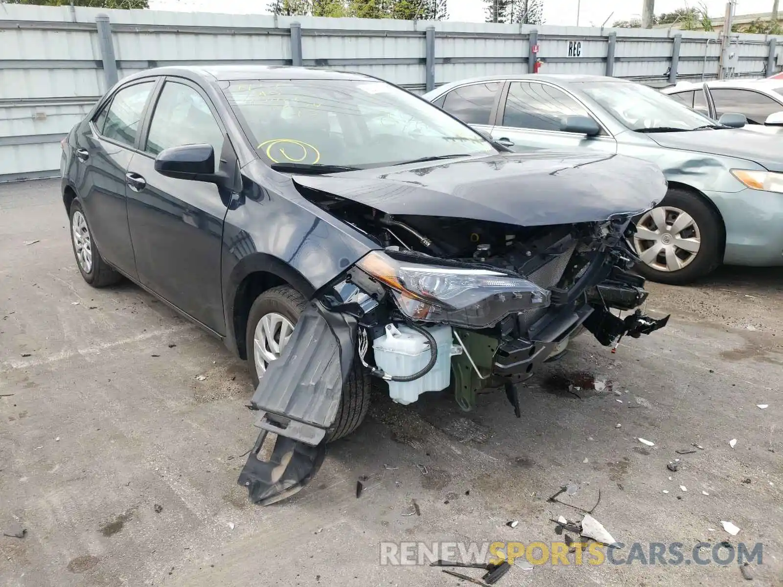 1 Photograph of a damaged car 5YFBURHE7KP934943 TOYOTA COROLLA 2019