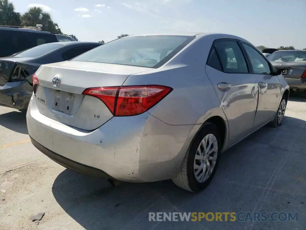 4 Photograph of a damaged car 5YFBURHE7KP935249 TOYOTA COROLLA 2019