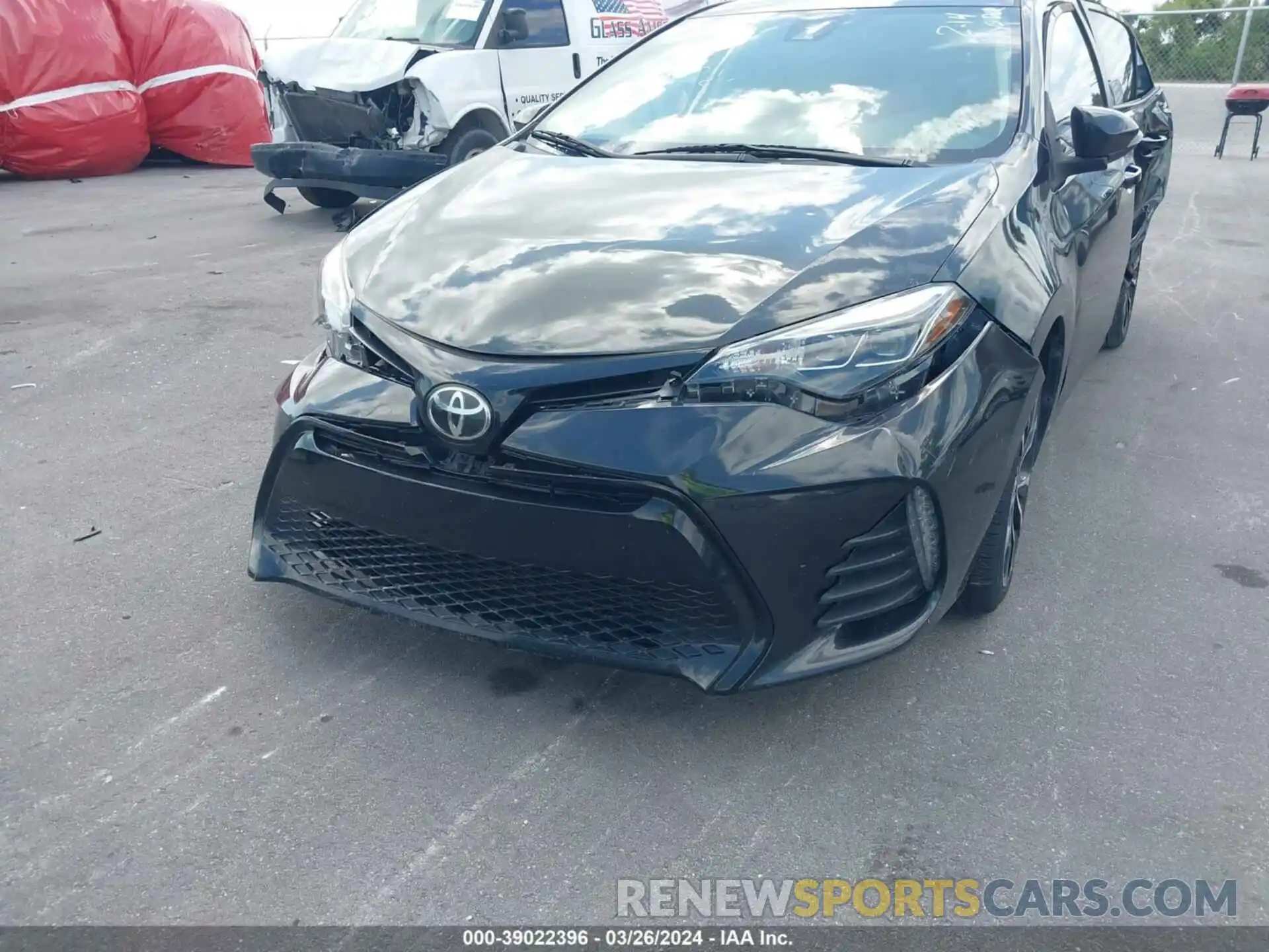 19 Photograph of a damaged car 5YFBURHE7KP935719 TOYOTA COROLLA 2019