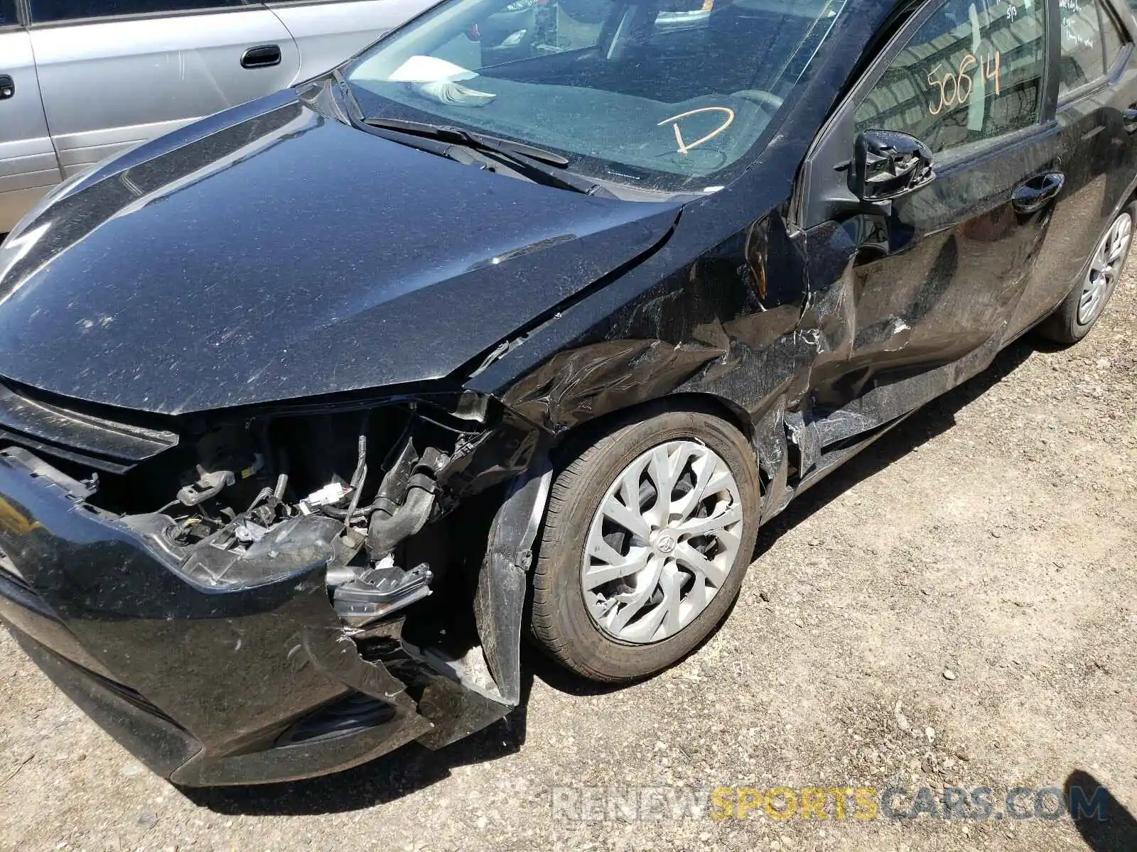 9 Photograph of a damaged car 5YFBURHE7KP935848 TOYOTA COROLLA 2019