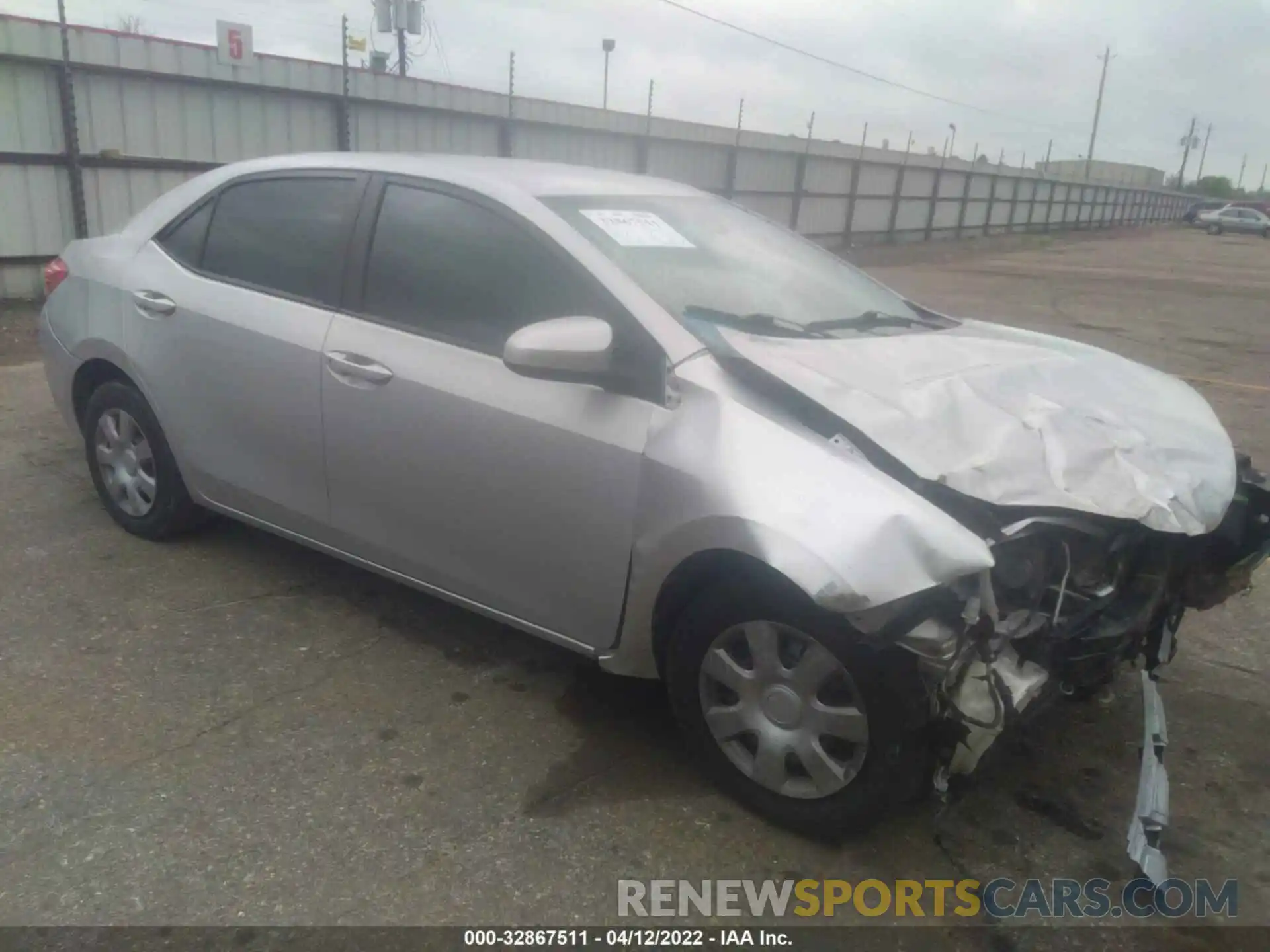 1 Photograph of a damaged car 5YFBURHE7KP935851 TOYOTA COROLLA 2019