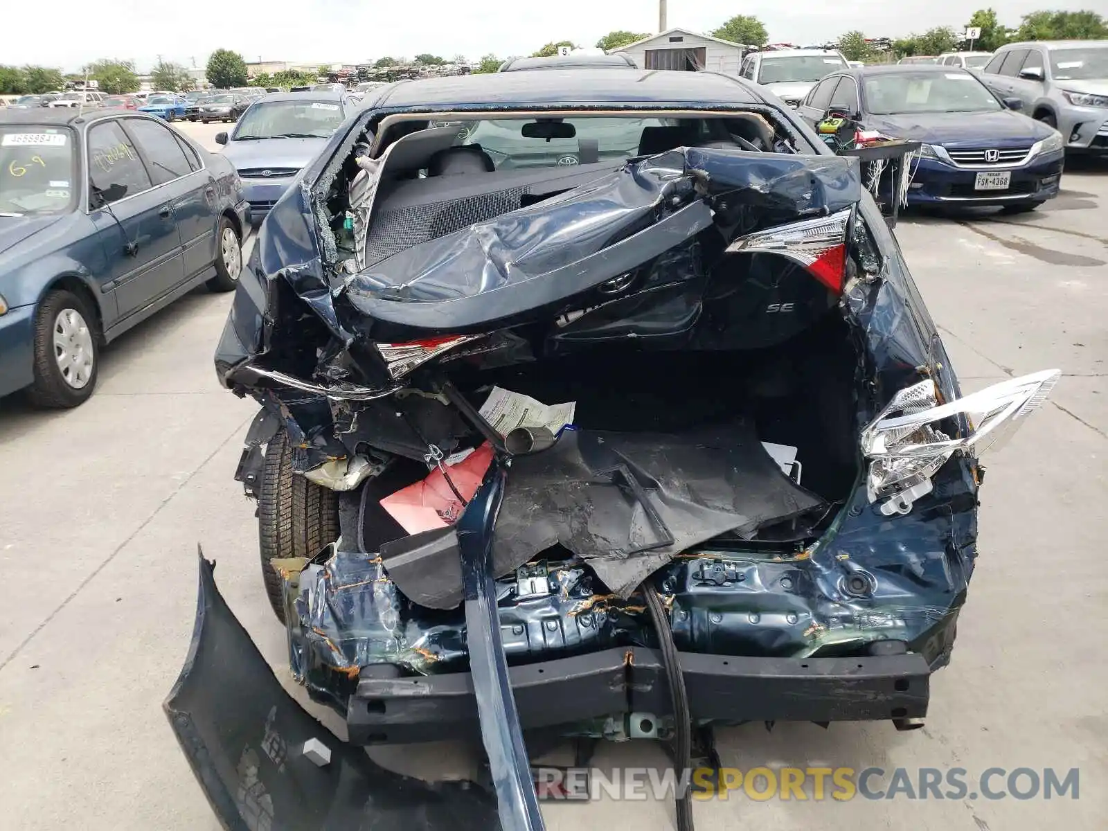 9 Photograph of a damaged car 5YFBURHE7KP936000 TOYOTA COROLLA 2019