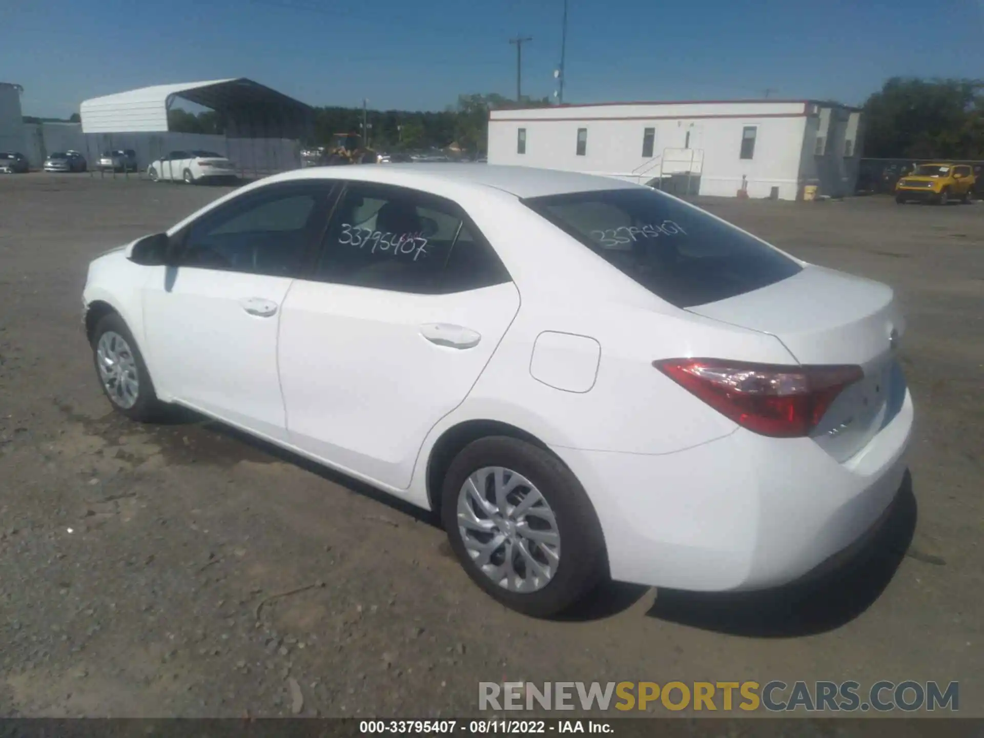 3 Photograph of a damaged car 5YFBURHE7KP937177 TOYOTA COROLLA 2019