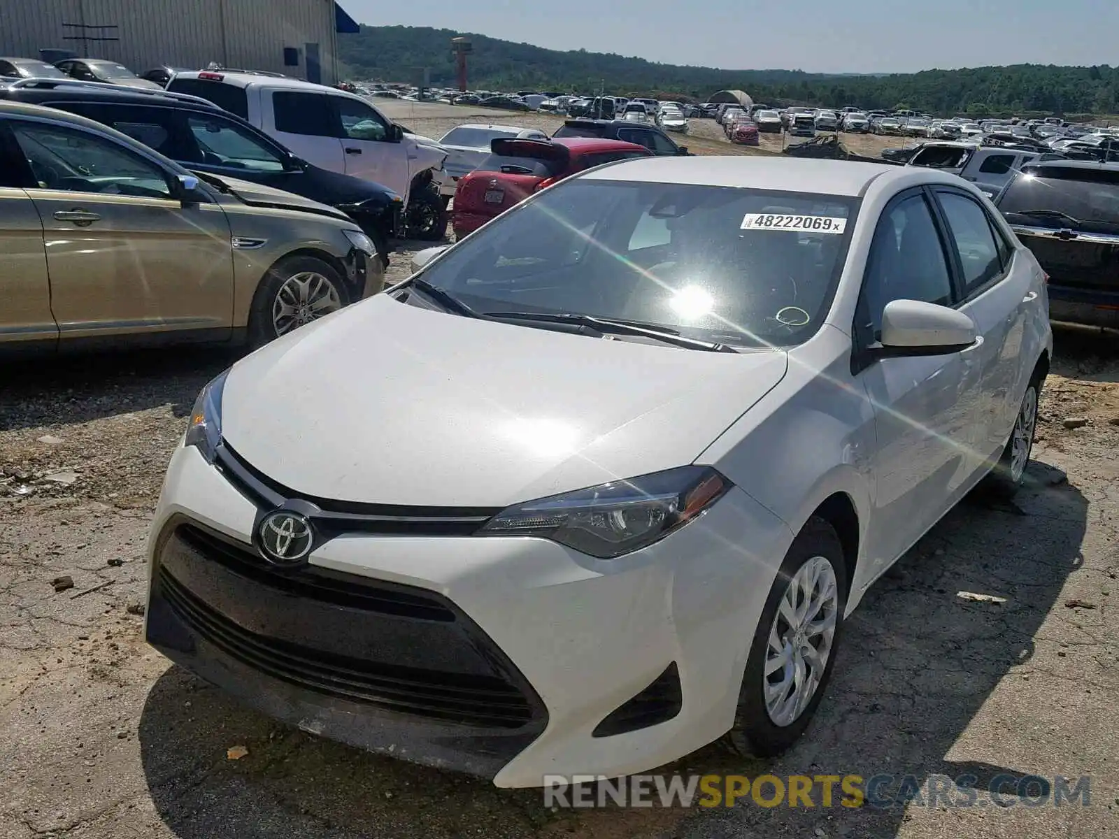 2 Photograph of a damaged car 5YFBURHE7KP937325 TOYOTA COROLLA 2019