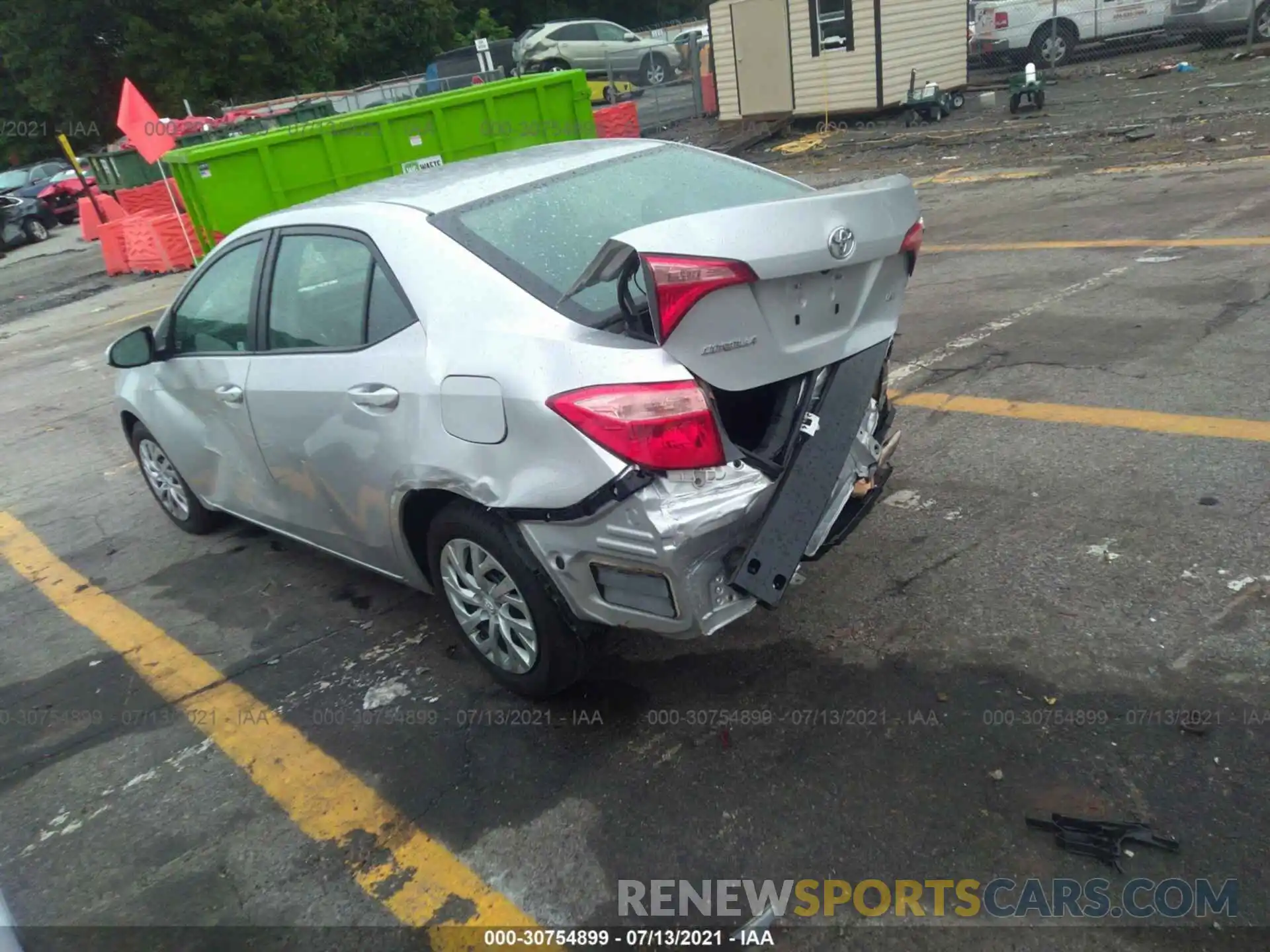 3 Photograph of a damaged car 5YFBURHE7KP938605 TOYOTA COROLLA 2019