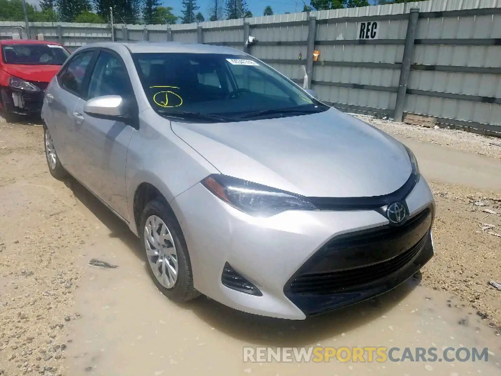 1 Photograph of a damaged car 5YFBURHE7KP938975 TOYOTA COROLLA 2019