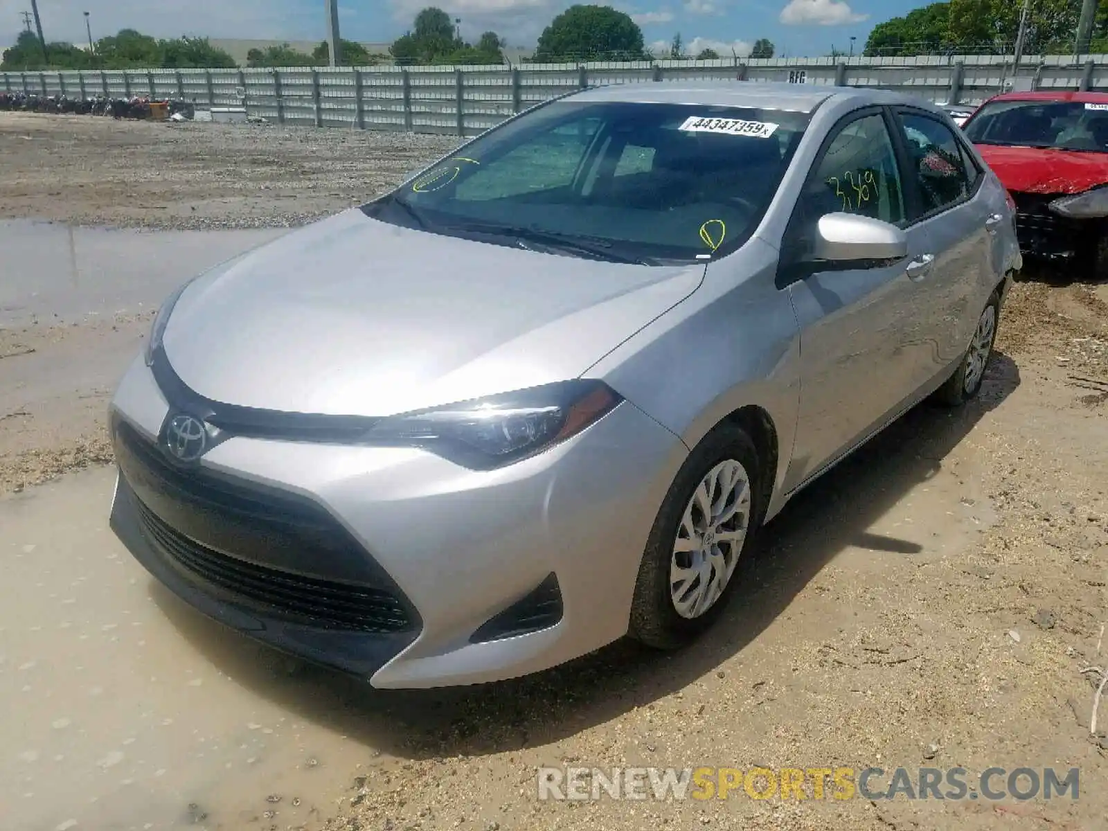 2 Photograph of a damaged car 5YFBURHE7KP938975 TOYOTA COROLLA 2019