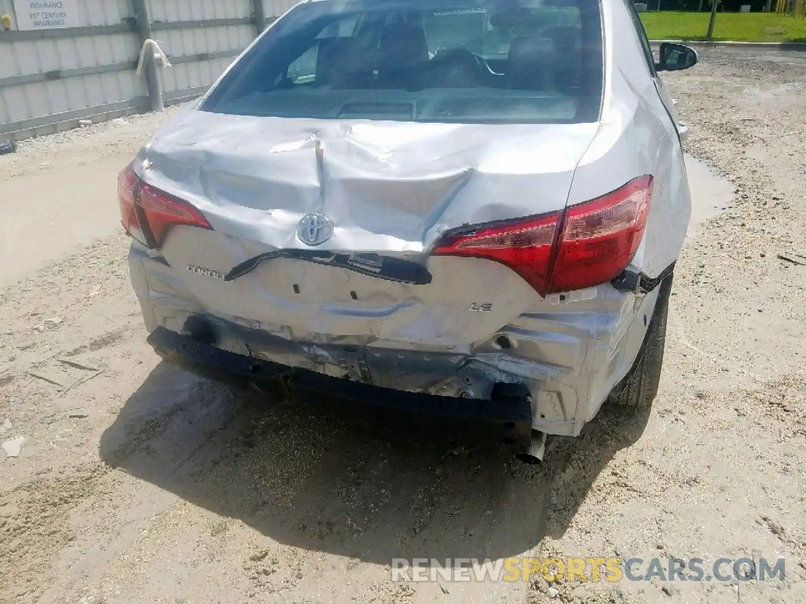 9 Photograph of a damaged car 5YFBURHE7KP938975 TOYOTA COROLLA 2019