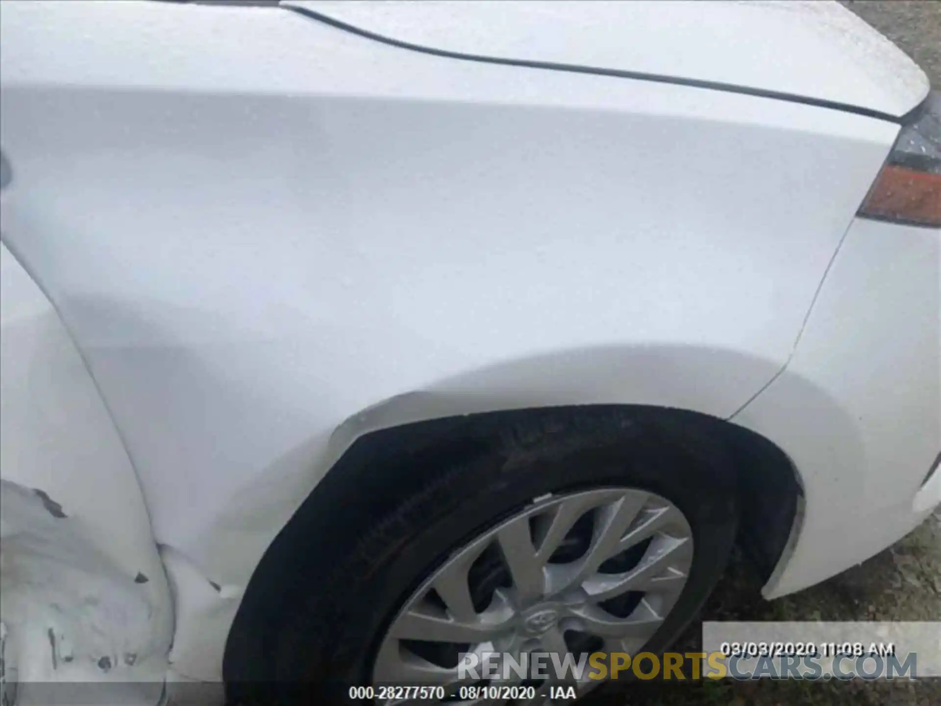 10 Photograph of a damaged car 5YFBURHE7KP939446 TOYOTA COROLLA 2019