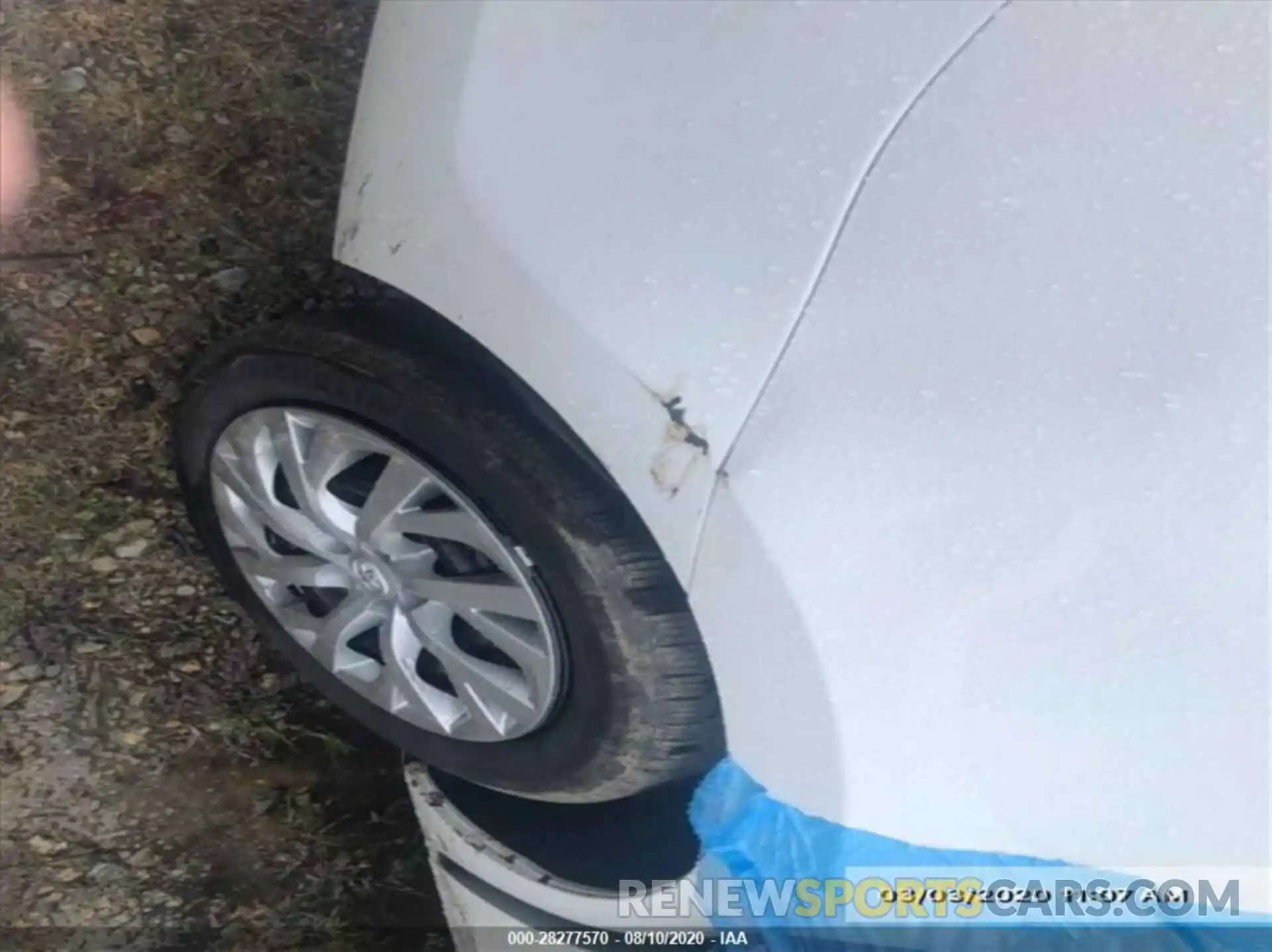 5 Photograph of a damaged car 5YFBURHE7KP939446 TOYOTA COROLLA 2019