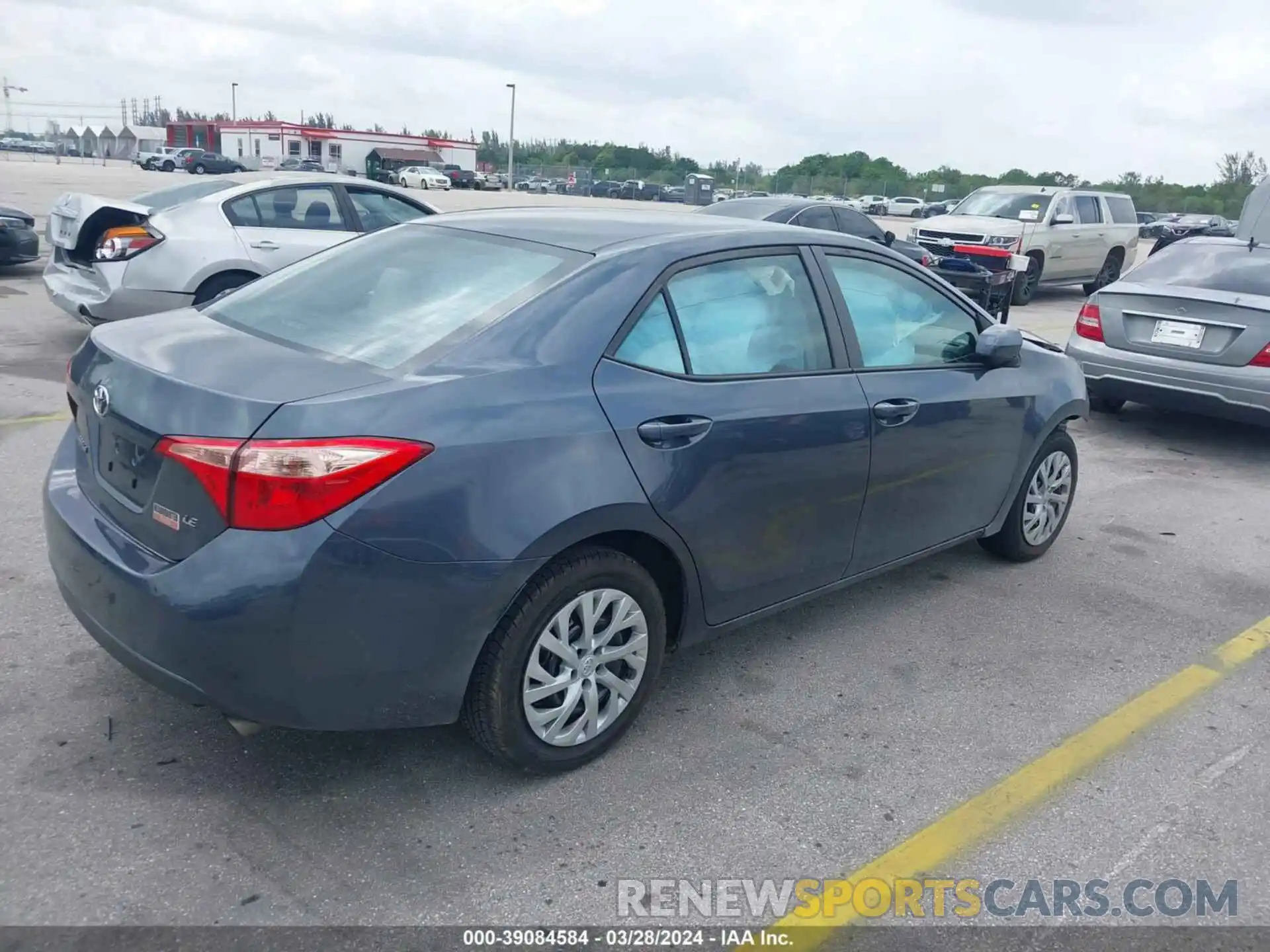 4 Photograph of a damaged car 5YFBURHE7KP941911 TOYOTA COROLLA 2019