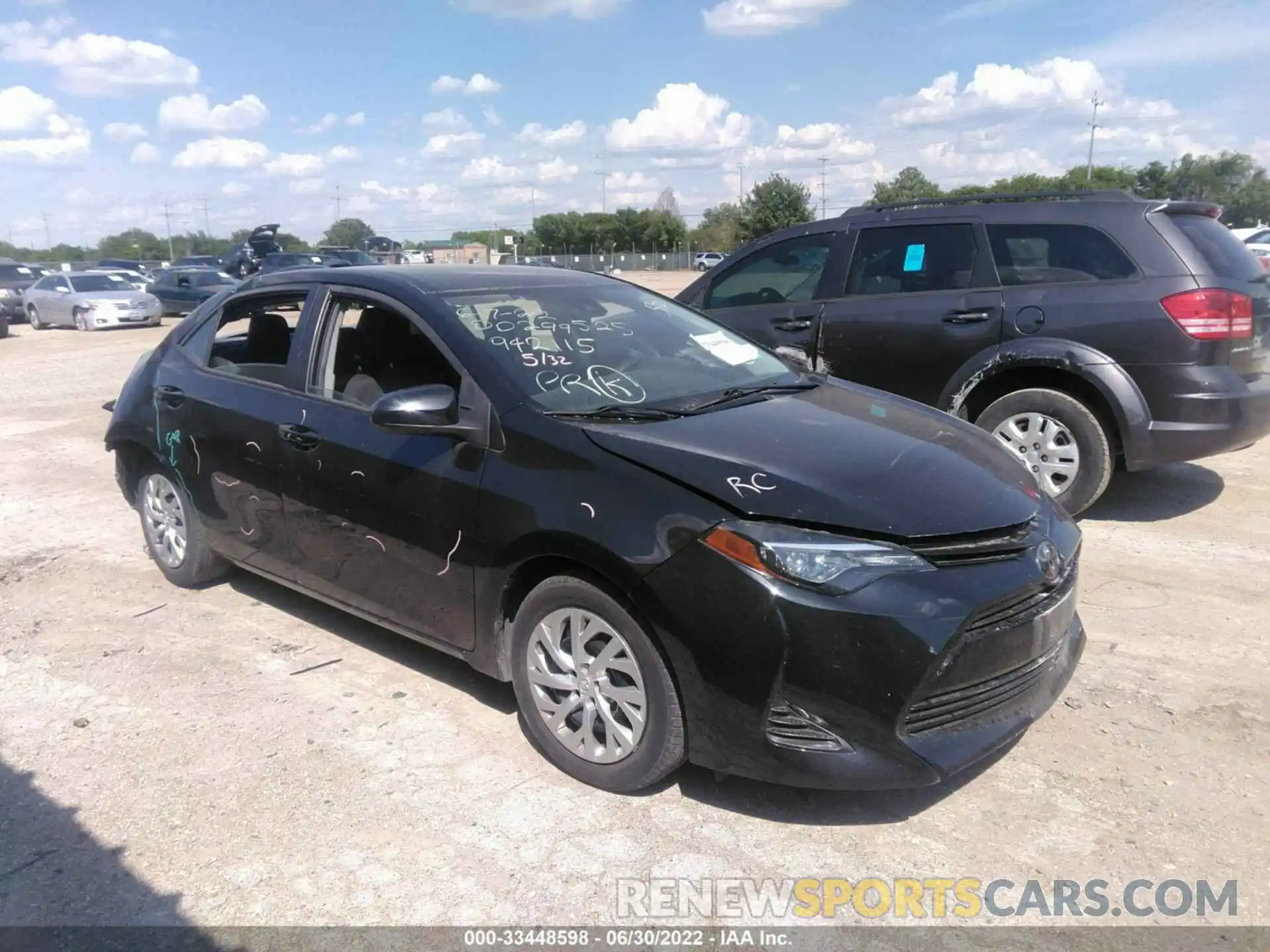 1 Photograph of a damaged car 5YFBURHE7KP942119 TOYOTA COROLLA 2019