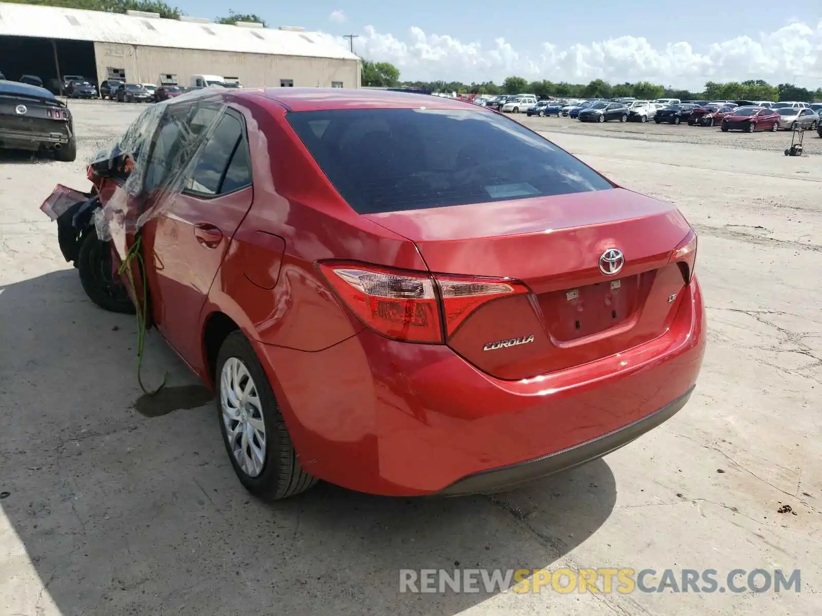 3 Photograph of a damaged car 5YFBURHE7KP943870 TOYOTA COROLLA 2019