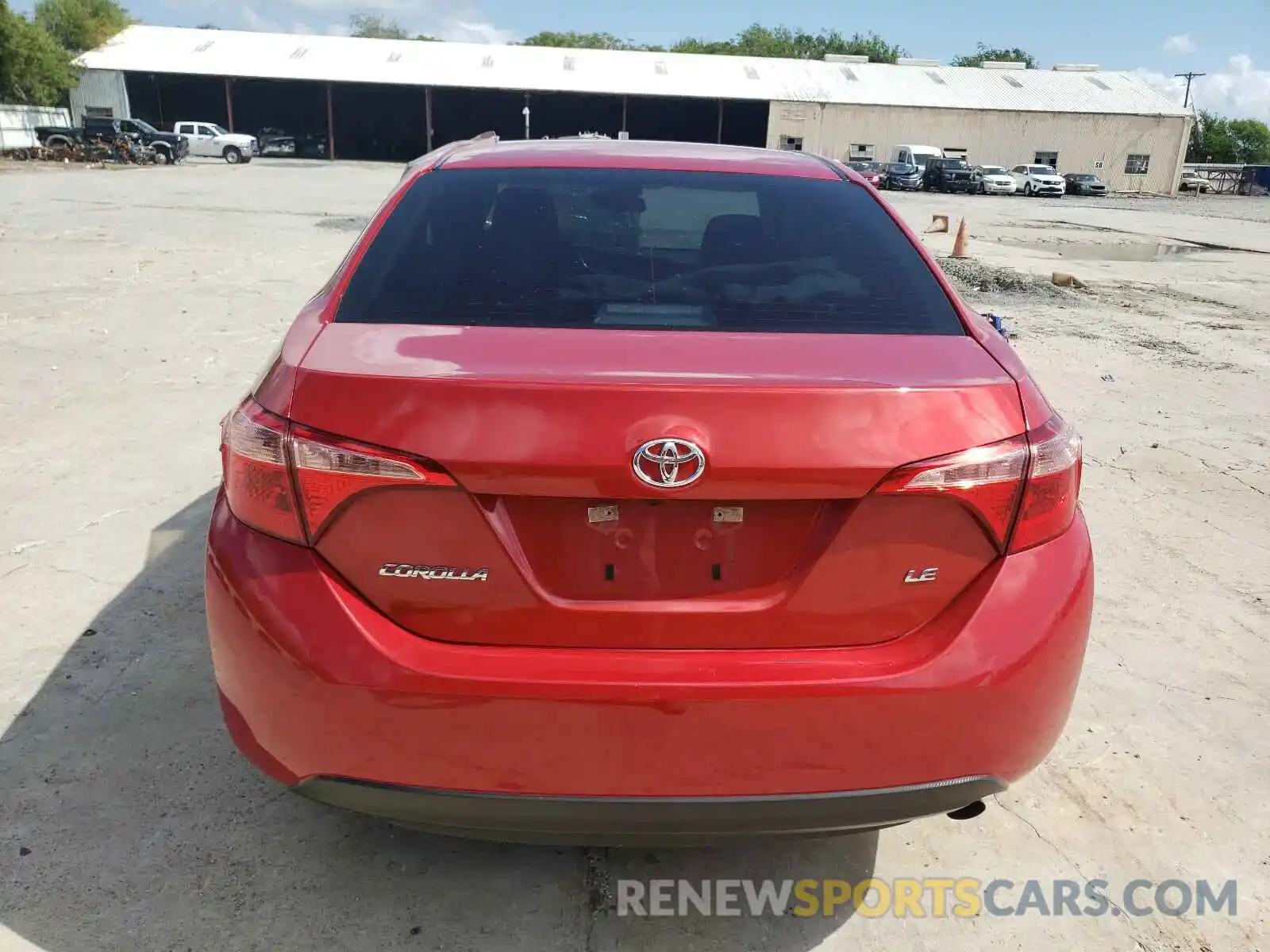 9 Photograph of a damaged car 5YFBURHE7KP943870 TOYOTA COROLLA 2019