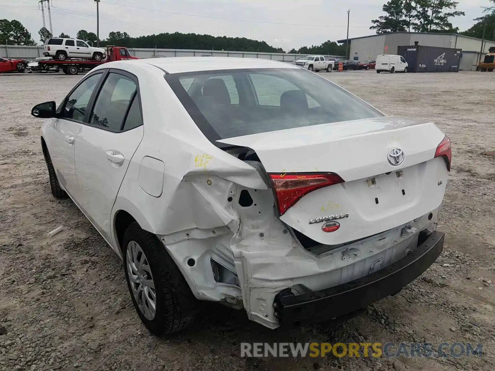 3 Photograph of a damaged car 5YFBURHE7KP944128 TOYOTA COROLLA 2019