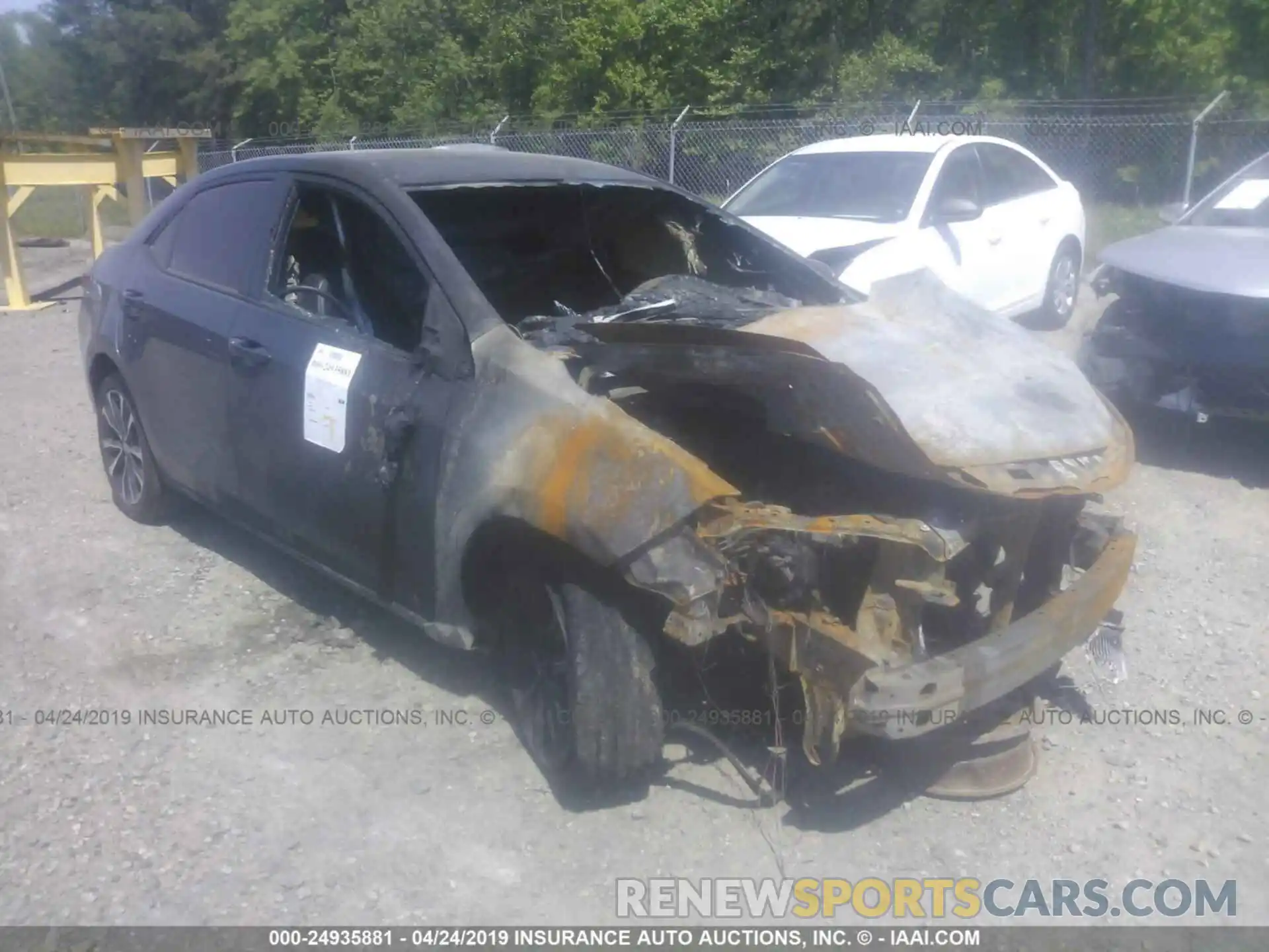 1 Photograph of a damaged car 5YFBURHE7KP944579 TOYOTA COROLLA 2019