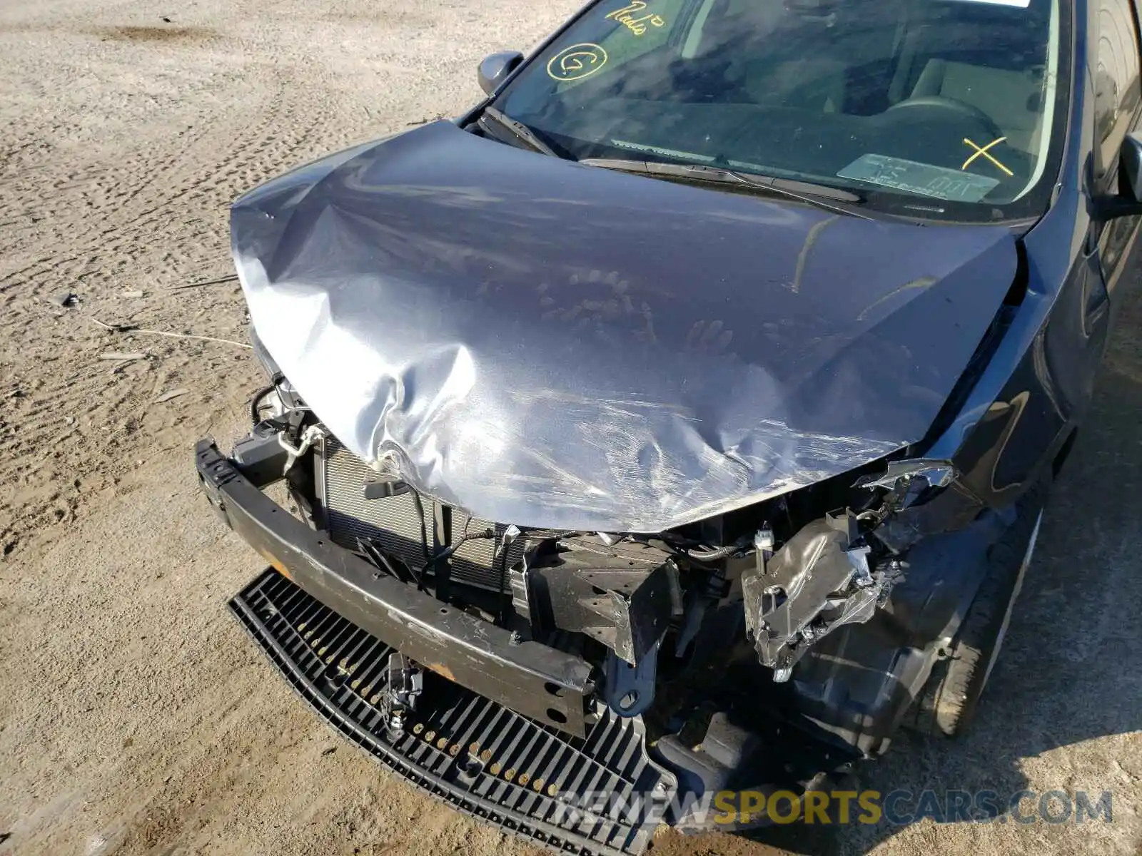 9 Photograph of a damaged car 5YFBURHE7KP945148 TOYOTA COROLLA 2019