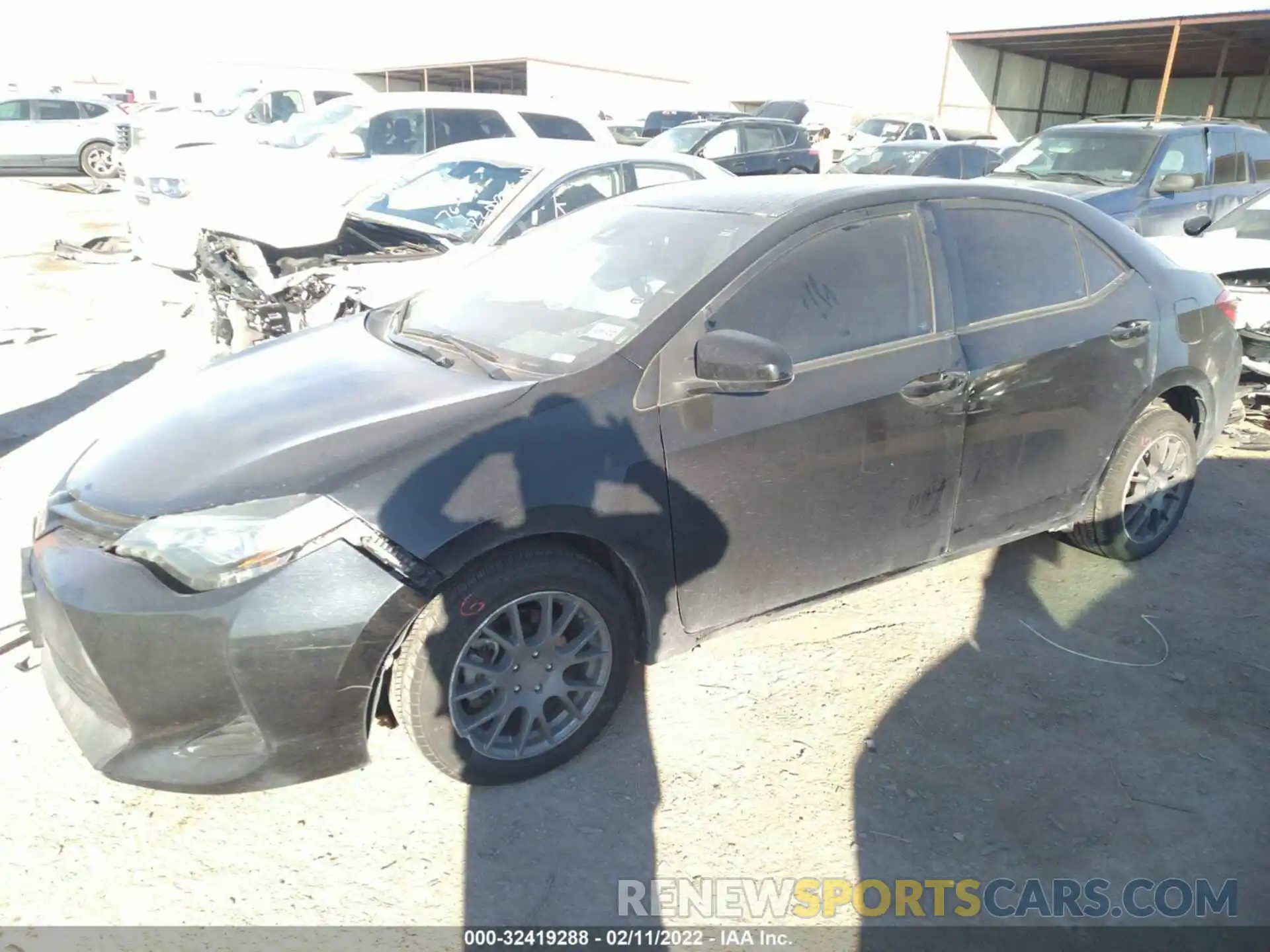 2 Photograph of a damaged car 5YFBURHE7KP945523 TOYOTA COROLLA 2019