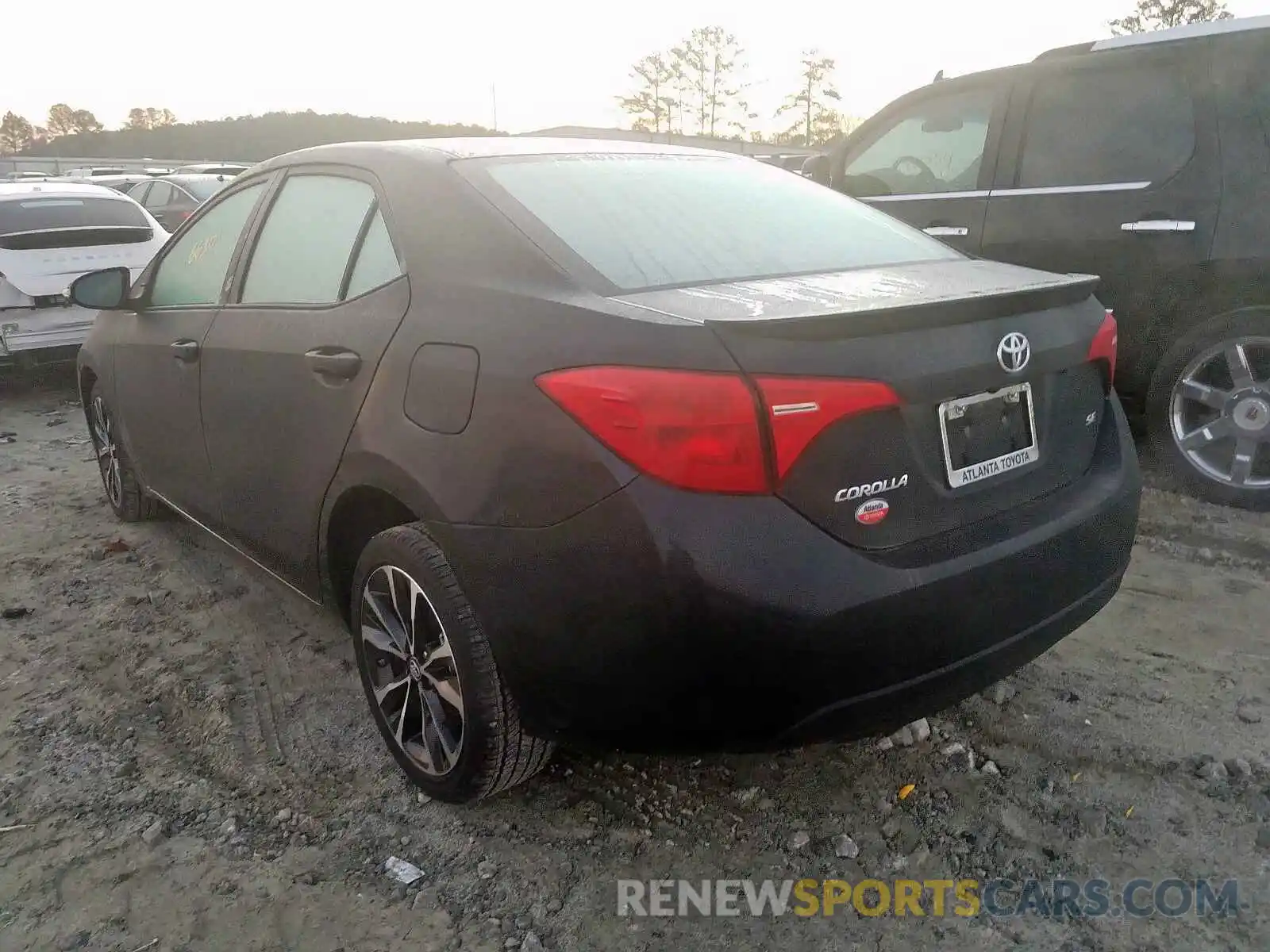 3 Photograph of a damaged car 5YFBURHE7KP946185 TOYOTA COROLLA 2019