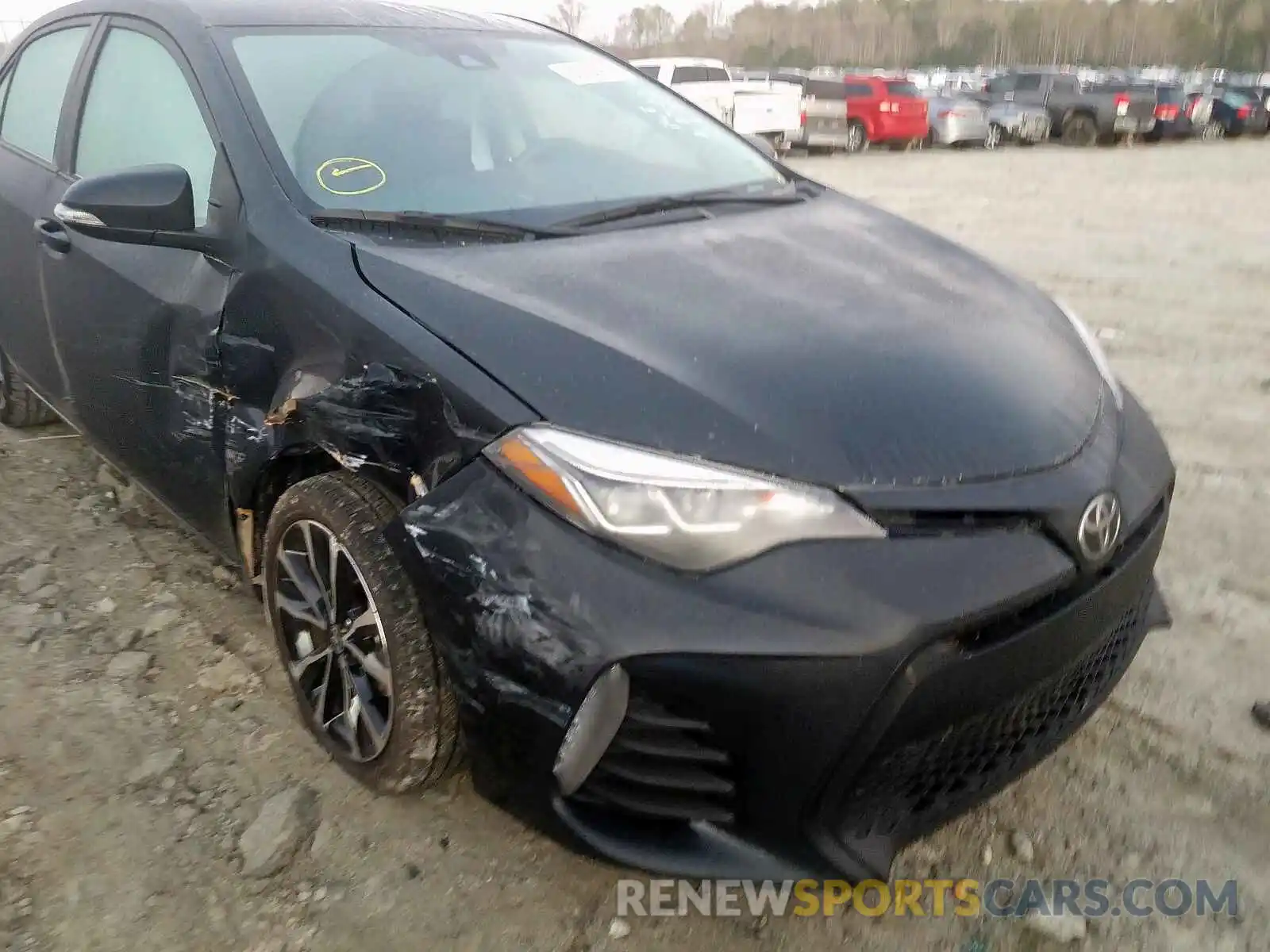 9 Photograph of a damaged car 5YFBURHE7KP946185 TOYOTA COROLLA 2019