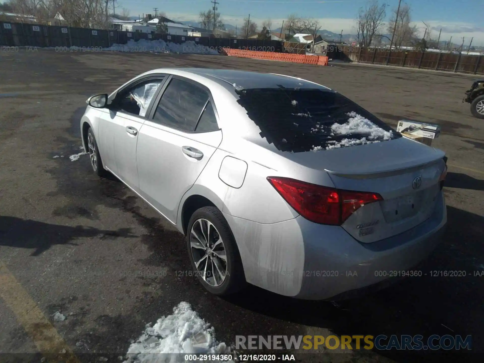 3 Photograph of a damaged car 5YFBURHE7KP946266 TOYOTA COROLLA 2019