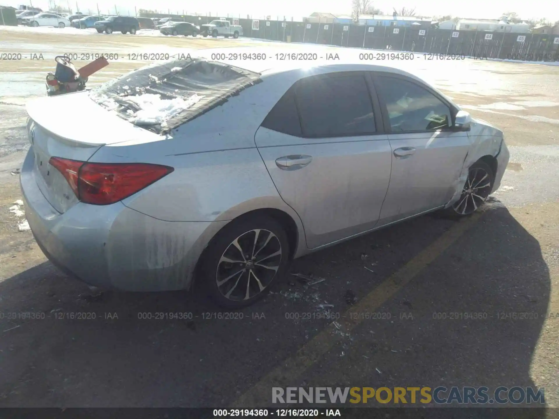 4 Photograph of a damaged car 5YFBURHE7KP946266 TOYOTA COROLLA 2019