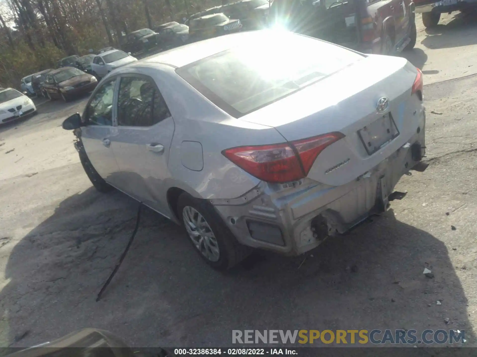 3 Photograph of a damaged car 5YFBURHE7KP946560 TOYOTA COROLLA 2019