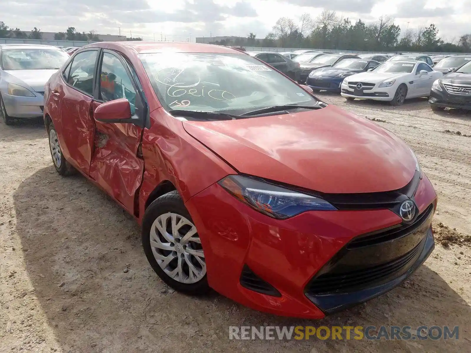 1 Photograph of a damaged car 5YFBURHE7KP946574 TOYOTA COROLLA 2019