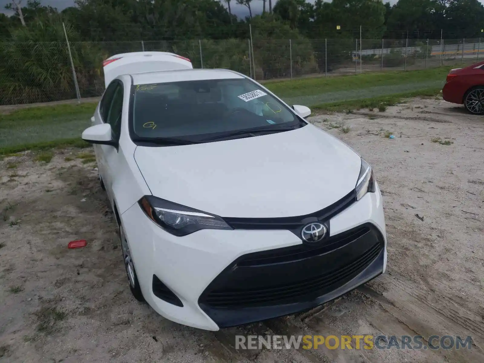 1 Photograph of a damaged car 5YFBURHE7KP947045 TOYOTA COROLLA 2019