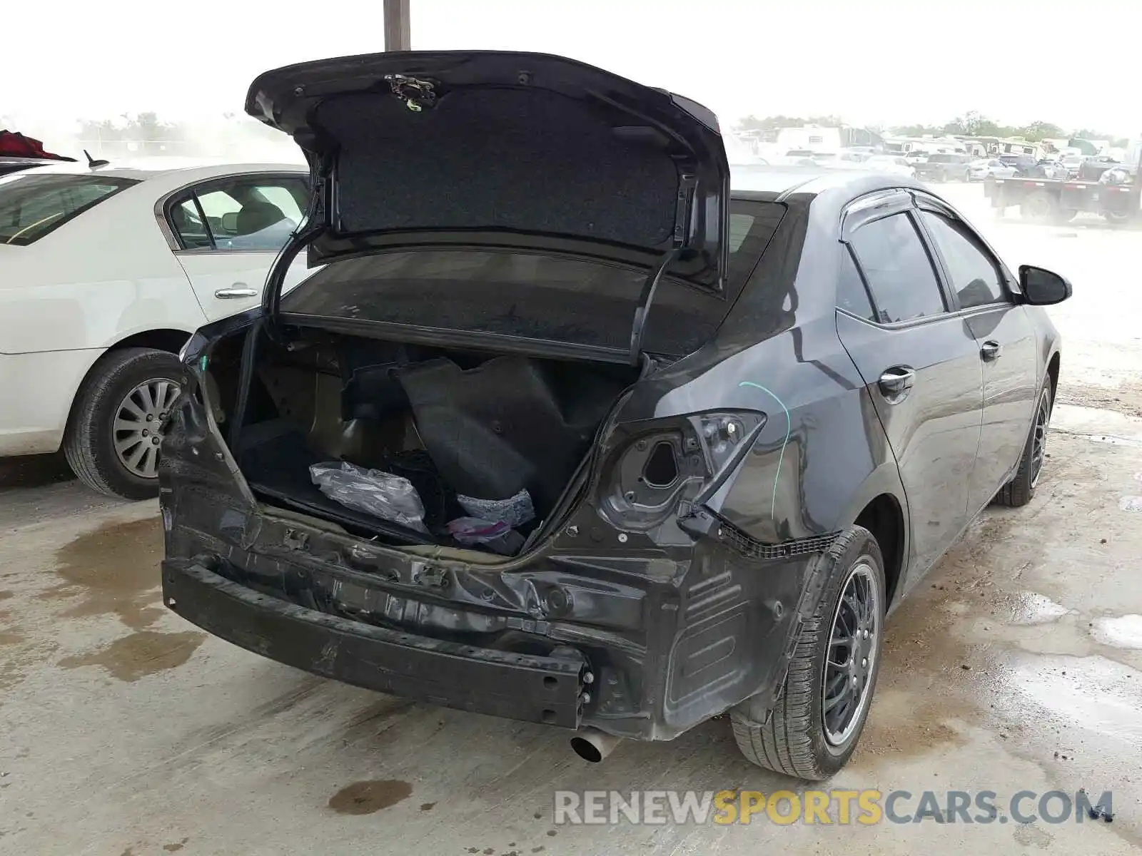 4 Photograph of a damaged car 5YFBURHE7KP947725 TOYOTA COROLLA 2019