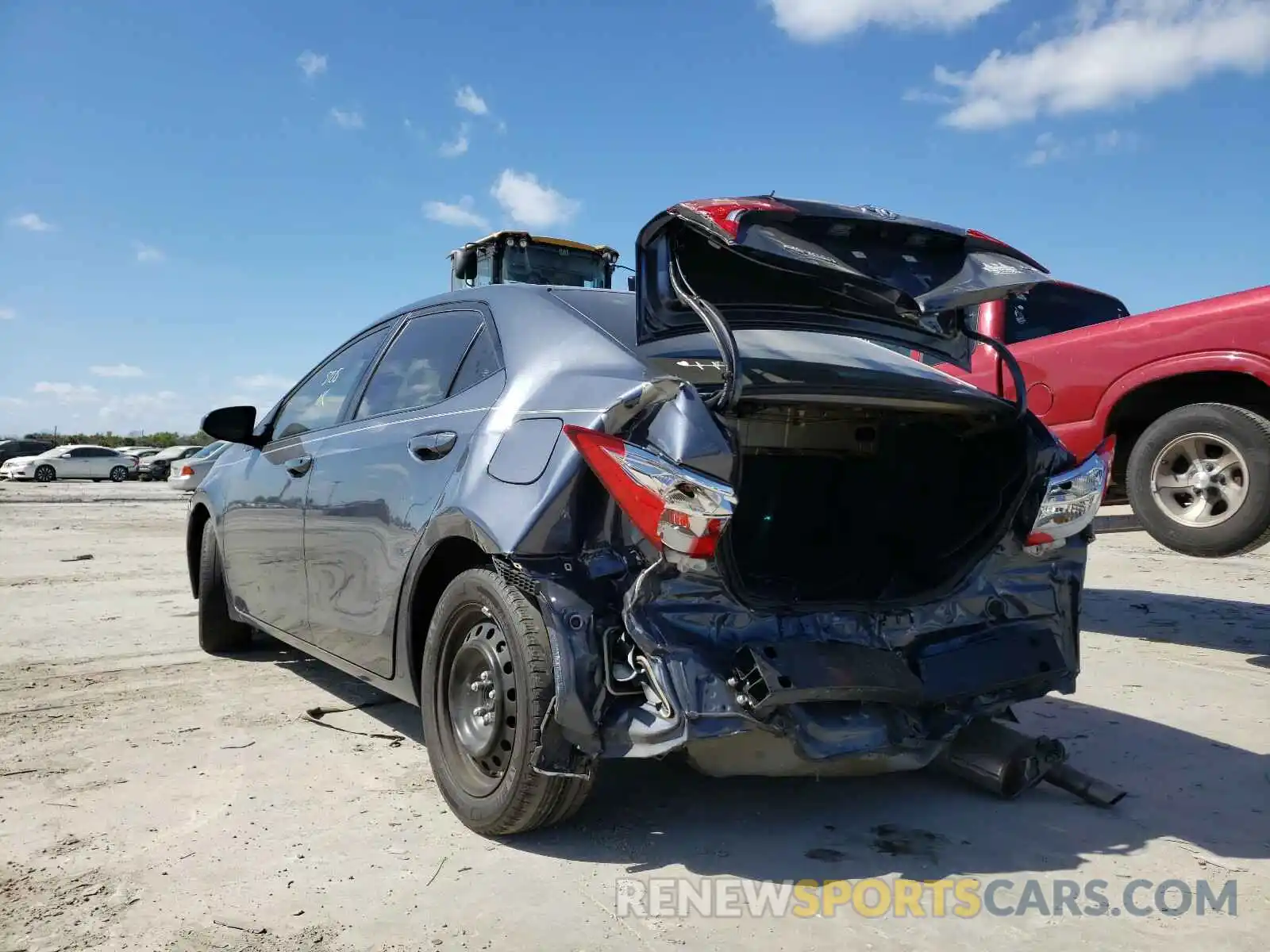 3 Photograph of a damaged car 5YFBURHE7KP948101 TOYOTA COROLLA 2019