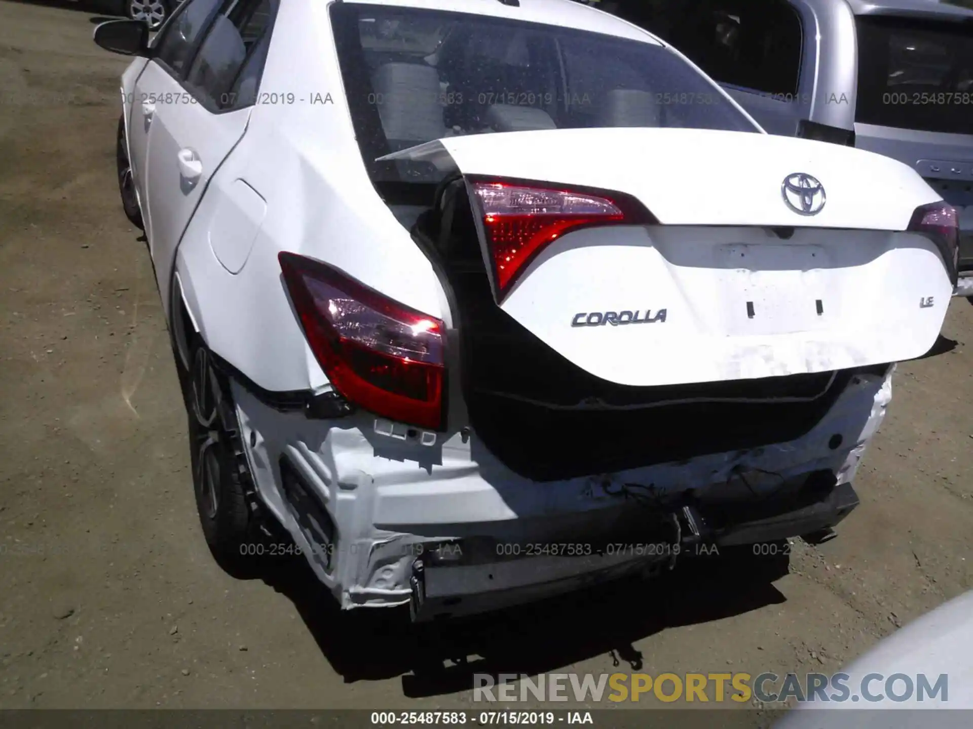 6 Photograph of a damaged car 5YFBURHE7KP948972 TOYOTA COROLLA 2019