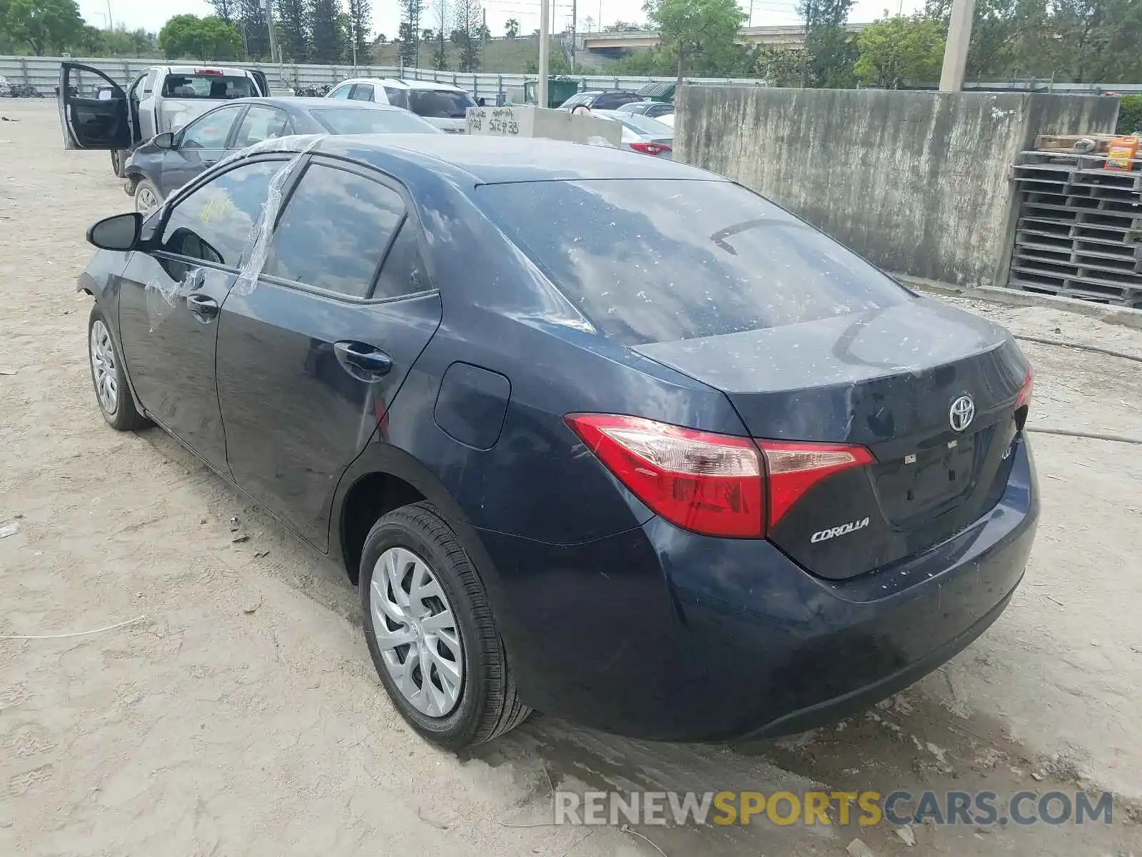 3 Photograph of a damaged car 5YFBURHE8KP857905 TOYOTA COROLLA 2019