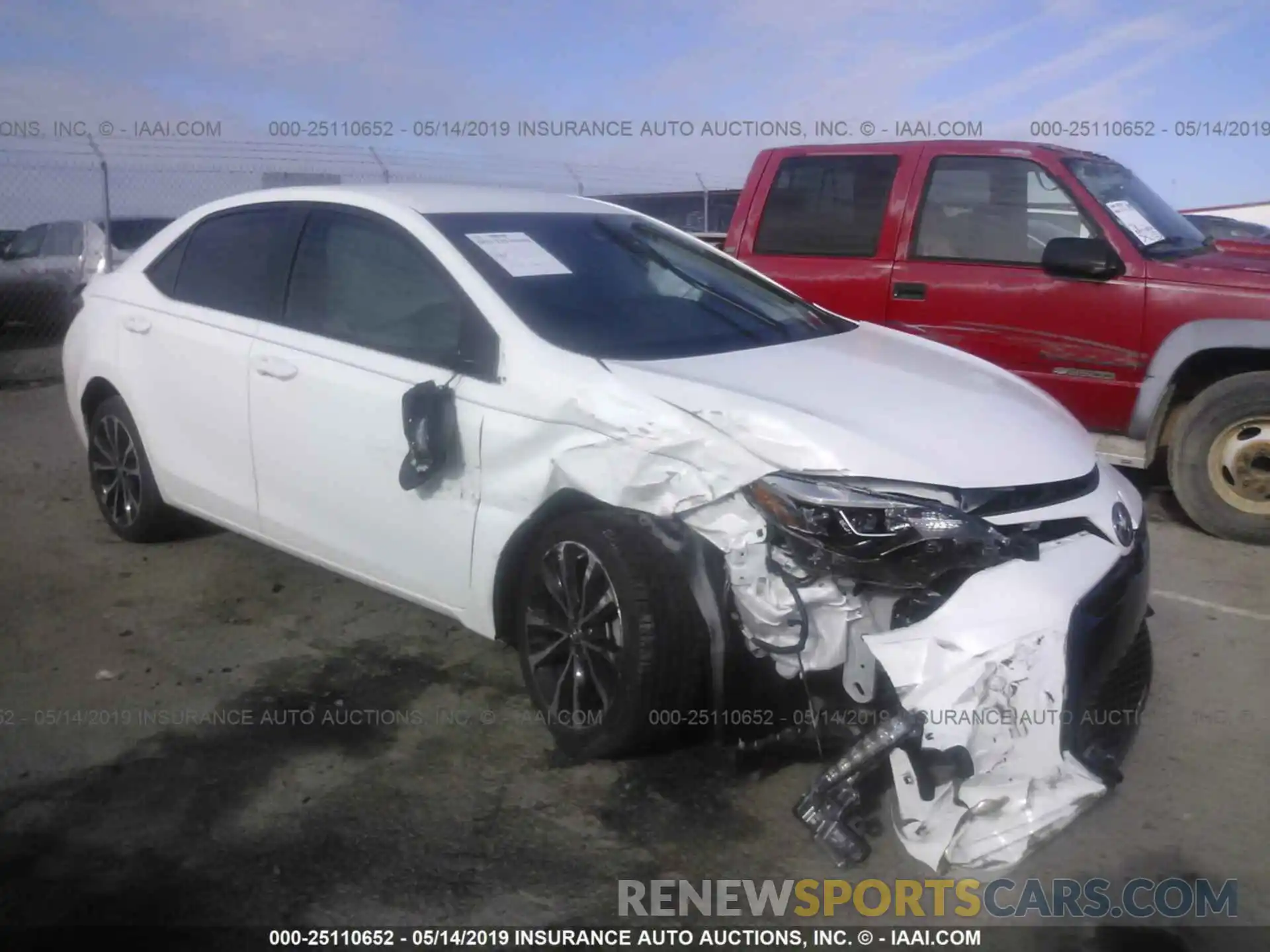 1 Photograph of a damaged car 5YFBURHE8KP860254 TOYOTA COROLLA 2019