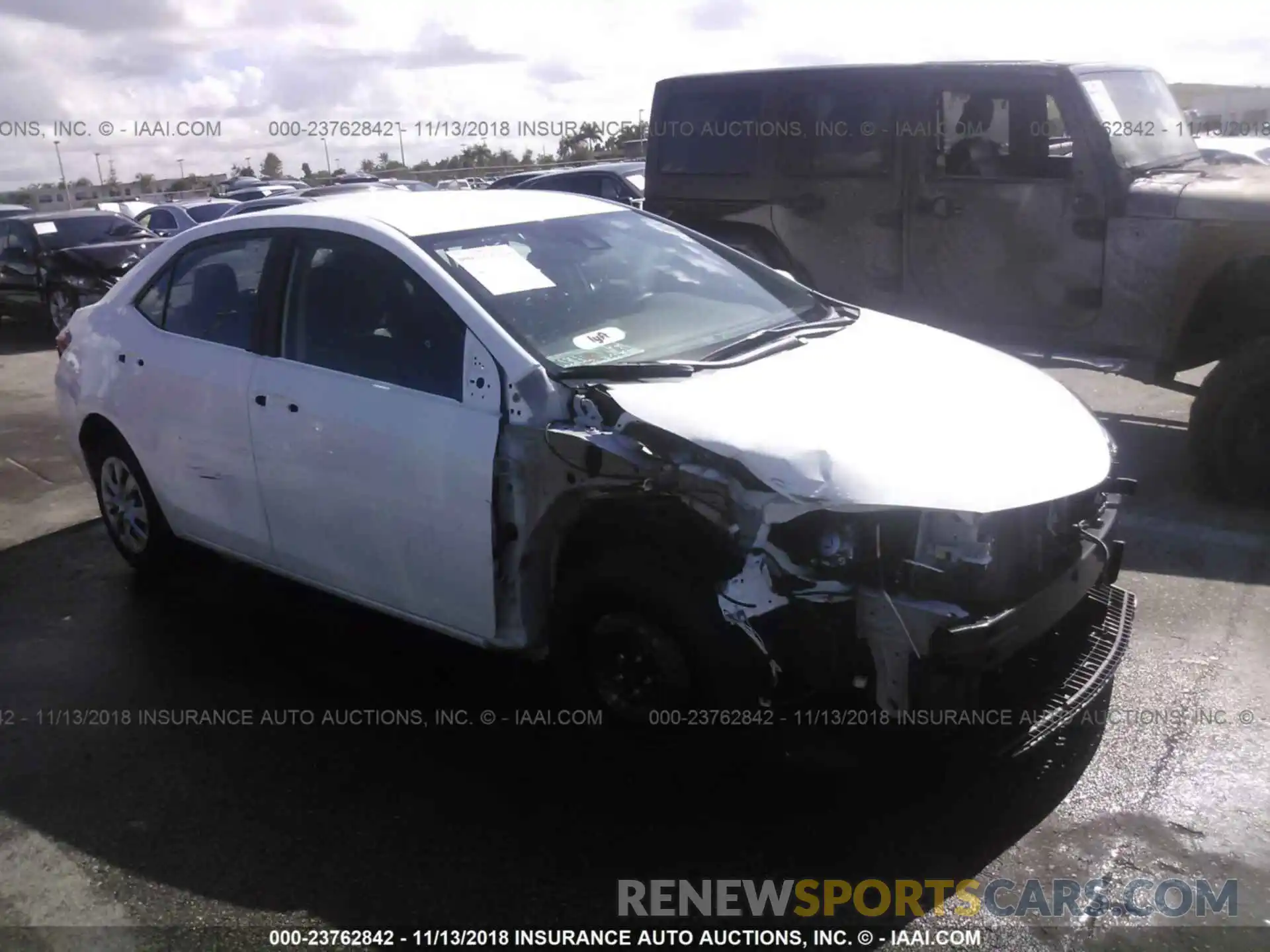 1 Photograph of a damaged car 5YFBURHE8KP860674 TOYOTA COROLLA 2019