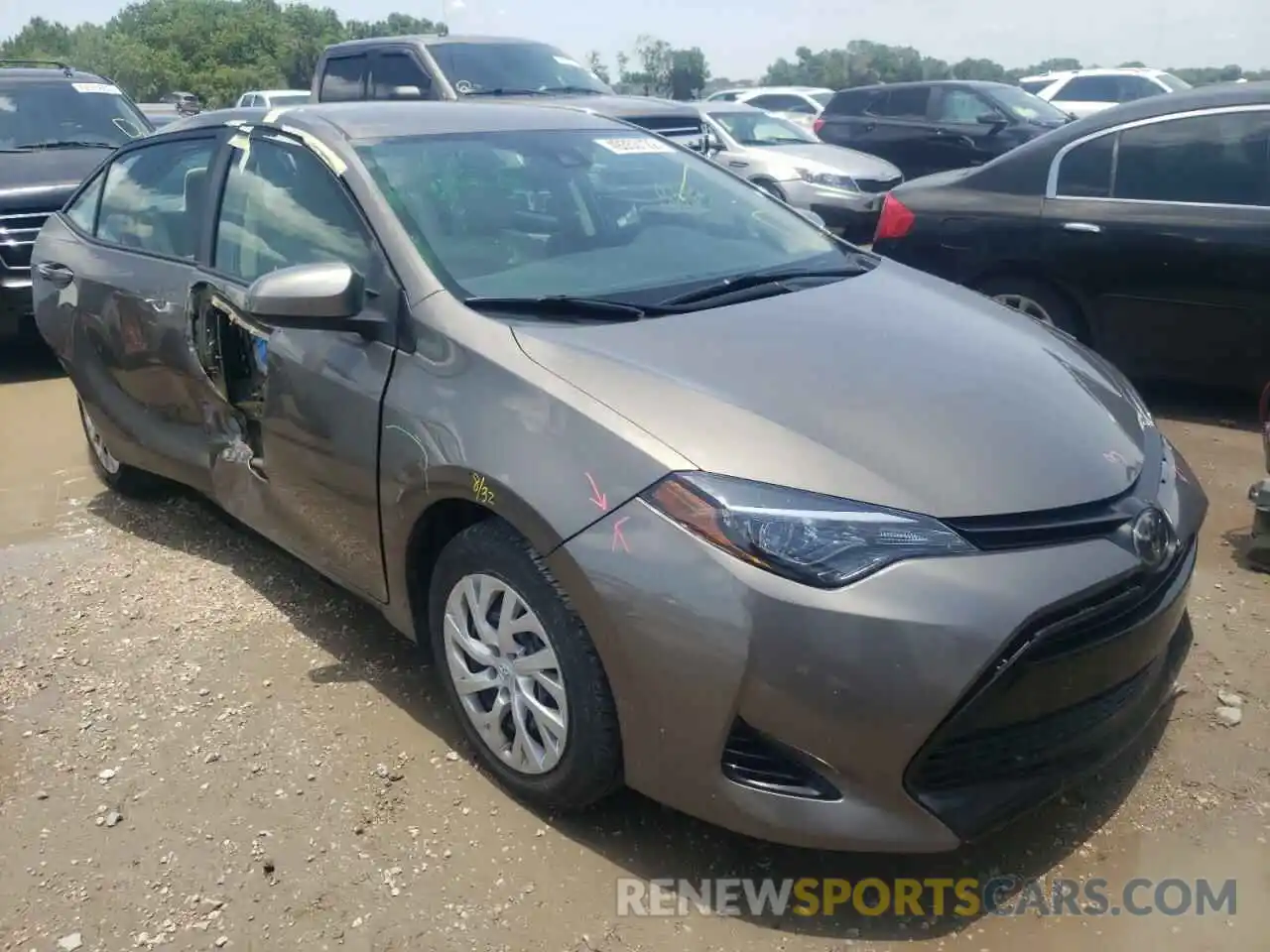 1 Photograph of a damaged car 5YFBURHE8KP861520 TOYOTA COROLLA 2019