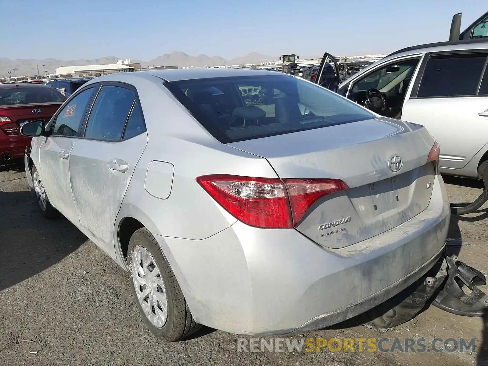 3 Photograph of a damaged car 5YFBURHE8KP862070 TOYOTA COROLLA 2019