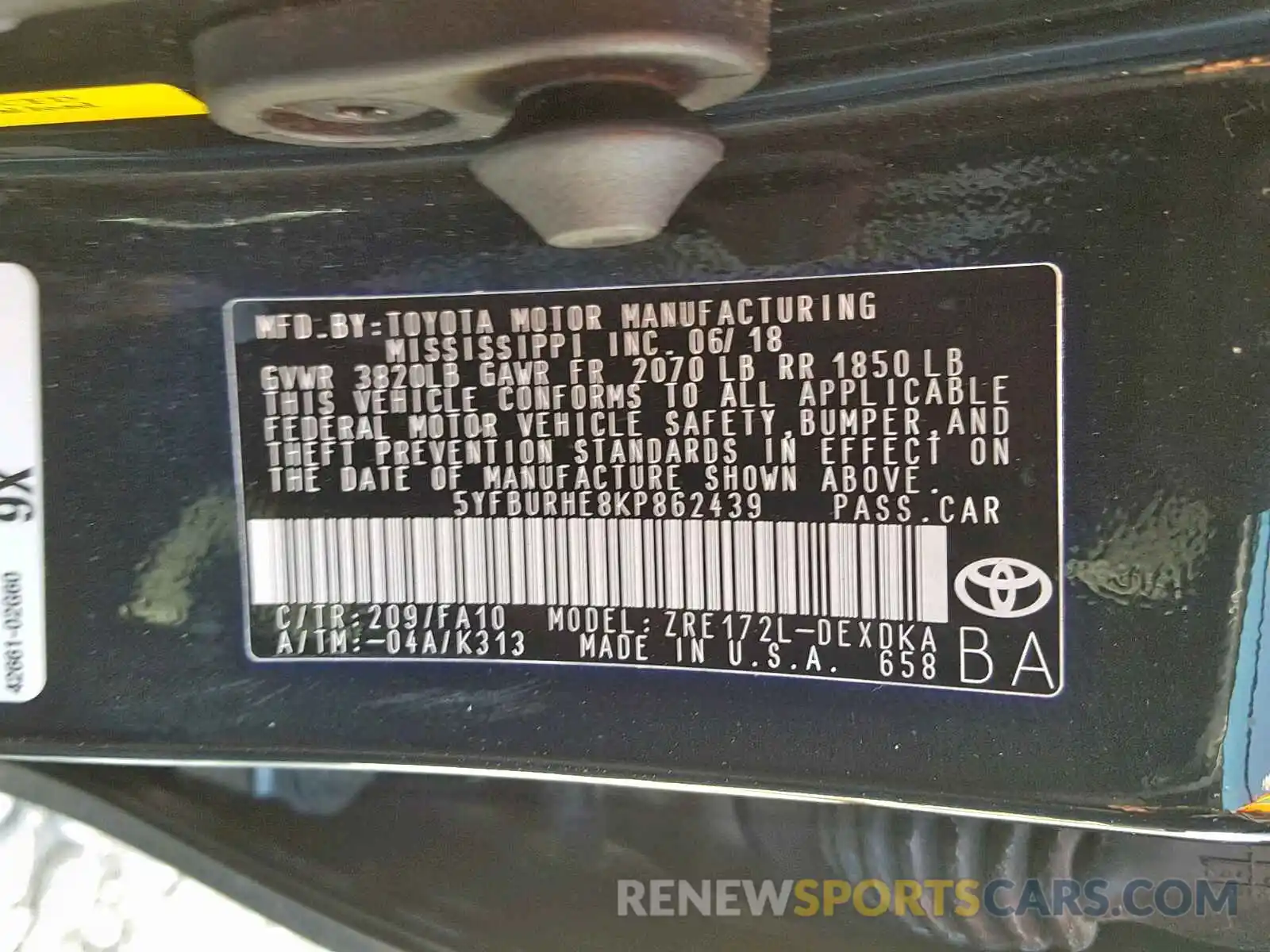 10 Photograph of a damaged car 5YFBURHE8KP862439 TOYOTA COROLLA 2019