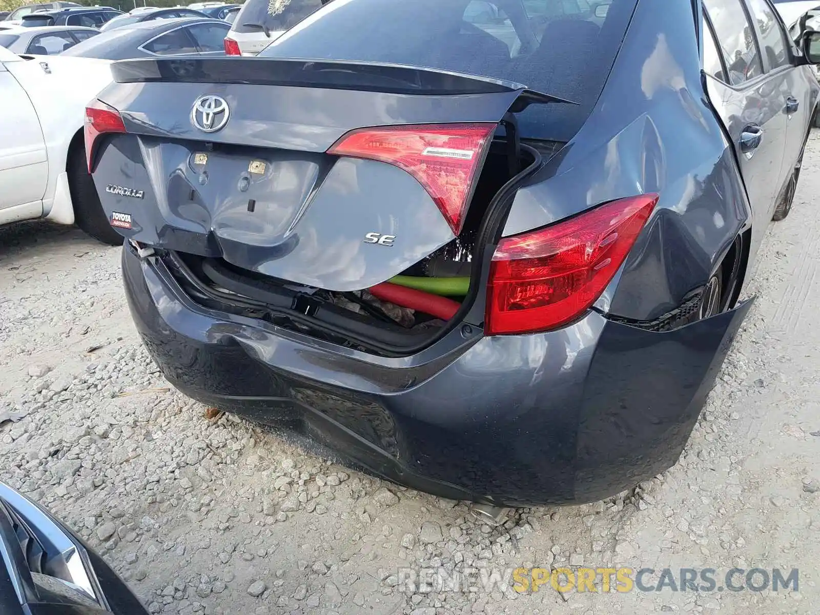 9 Photograph of a damaged car 5YFBURHE8KP862652 TOYOTA COROLLA 2019