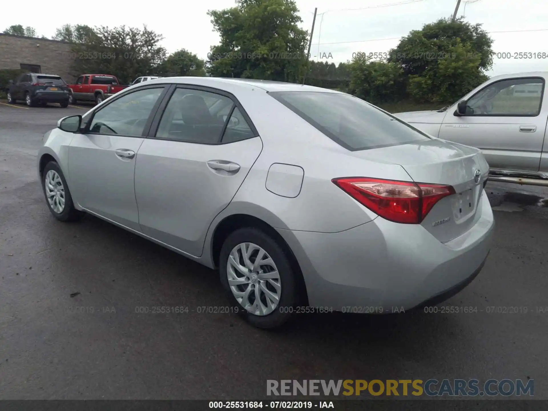 3 Photograph of a damaged car 5YFBURHE8KP863090 TOYOTA COROLLA 2019