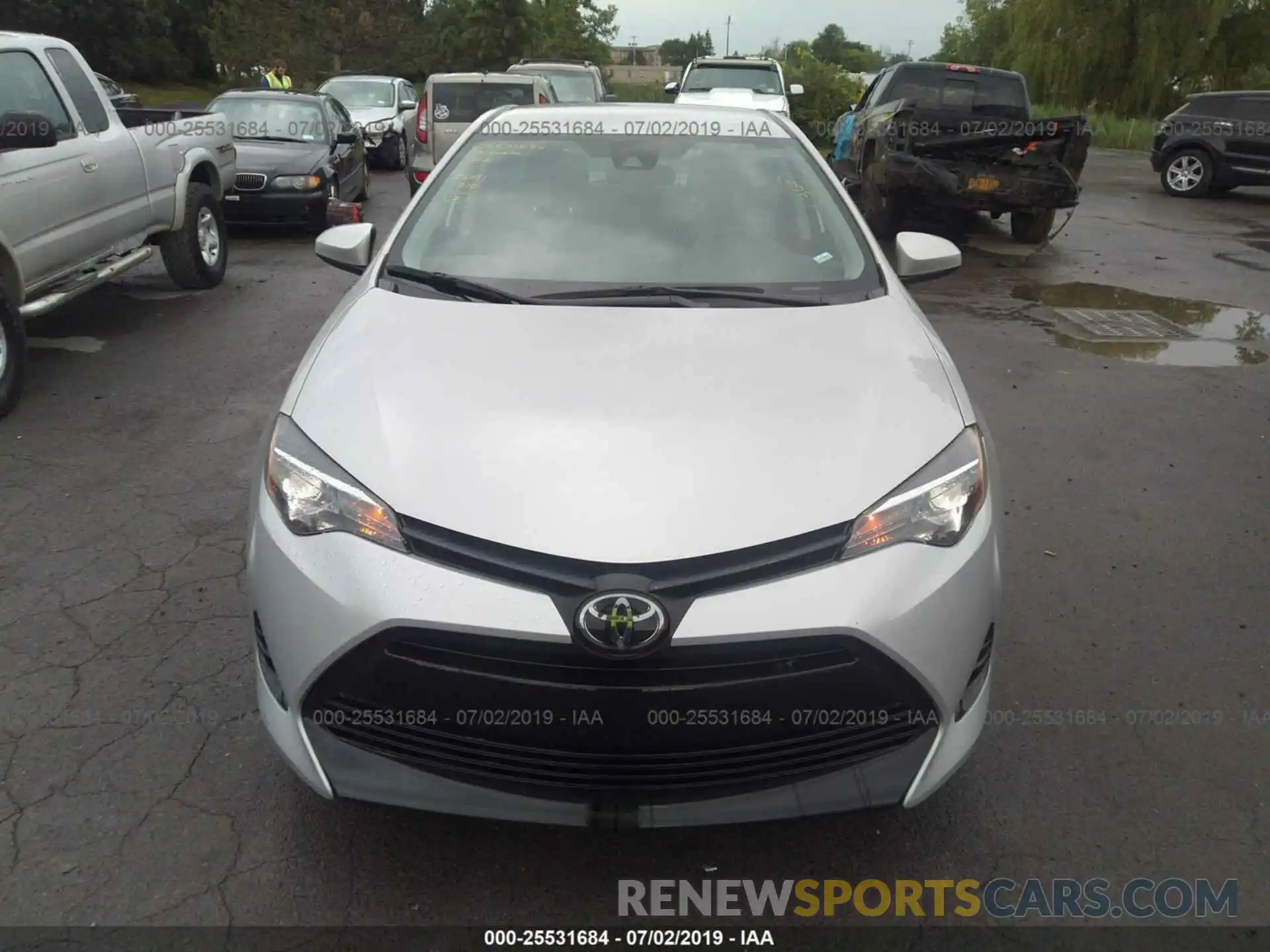 6 Photograph of a damaged car 5YFBURHE8KP863090 TOYOTA COROLLA 2019